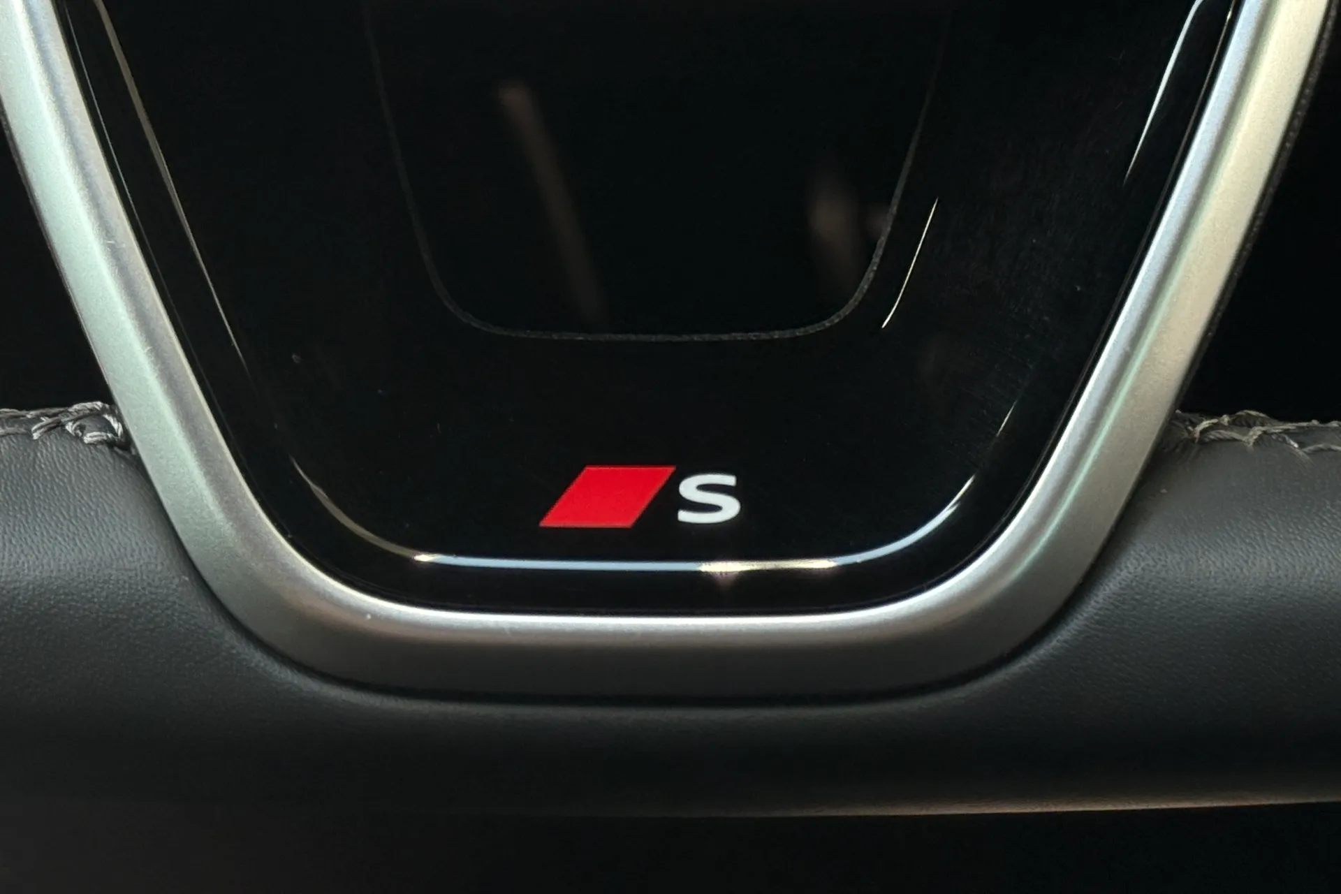 Audi A5 thumbnail image number 17