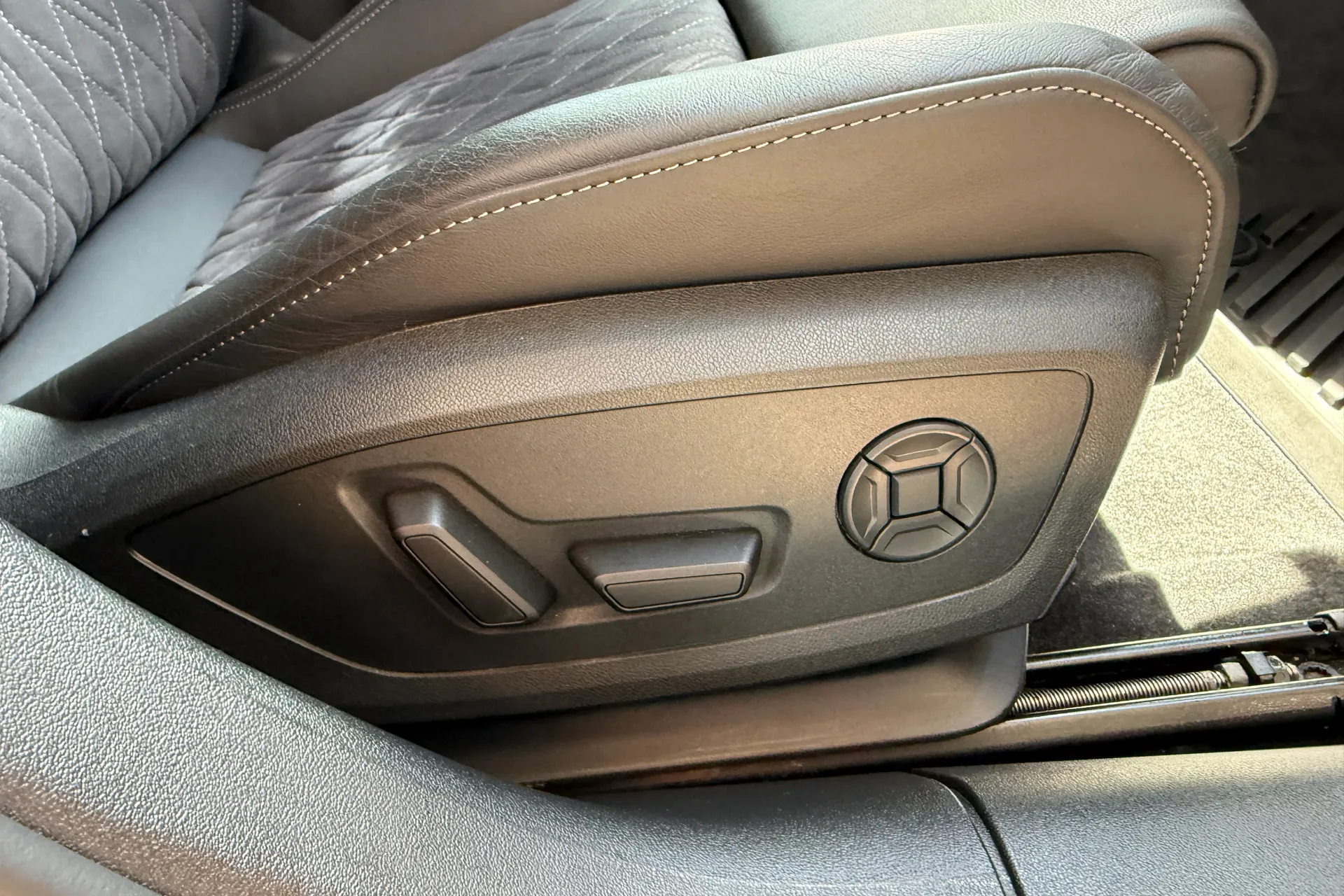 Audi A5 thumbnail image number 10