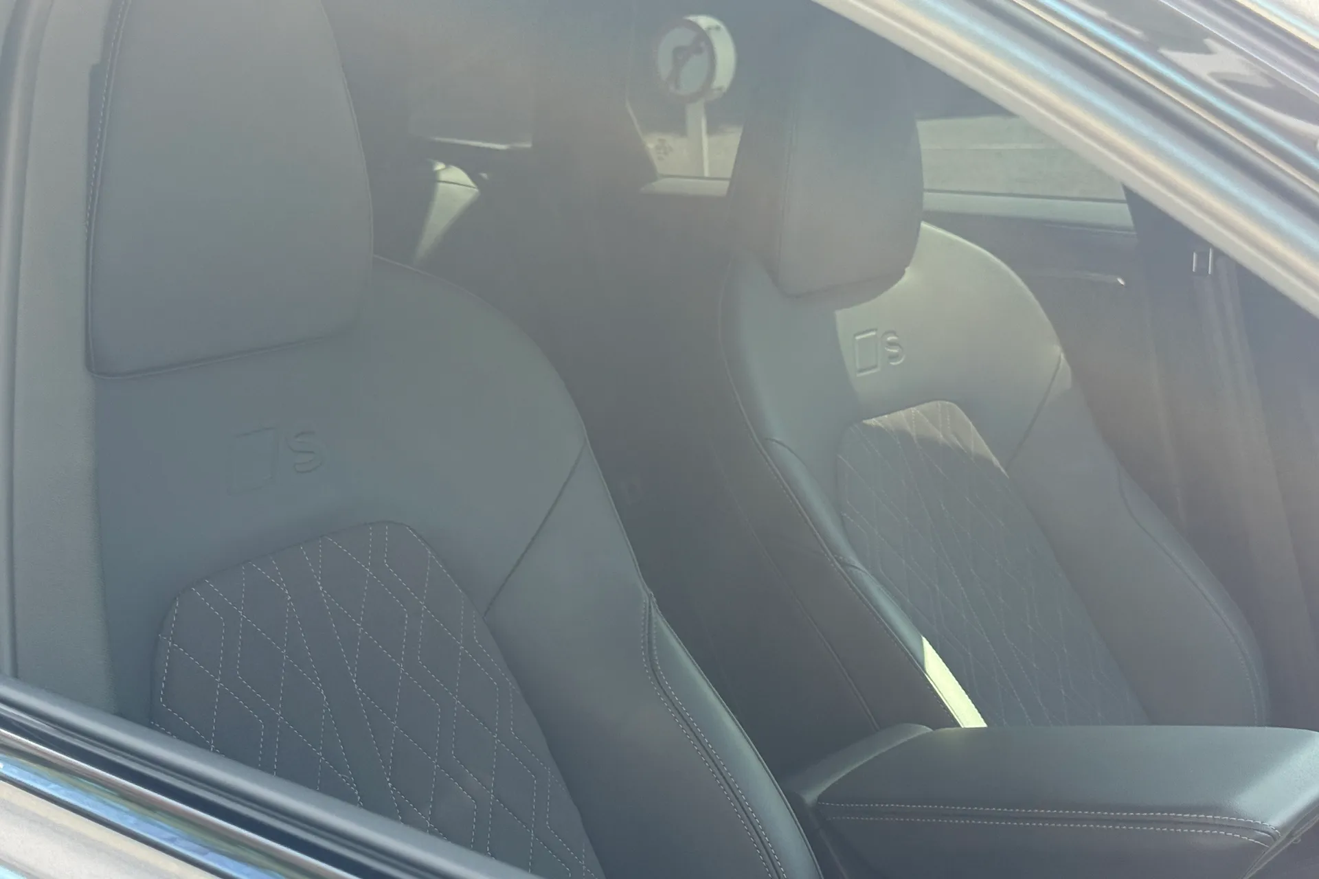 Audi A5 thumbnail image number 32