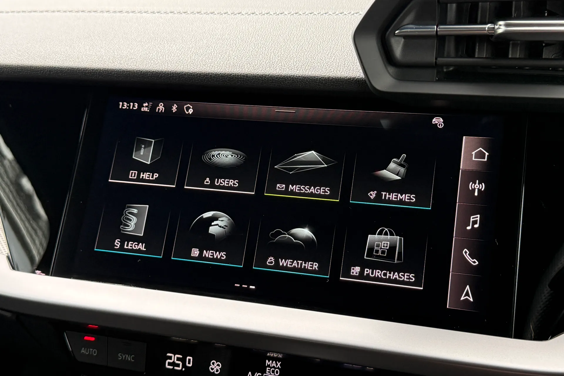 Audi A3 thumbnail image number 27