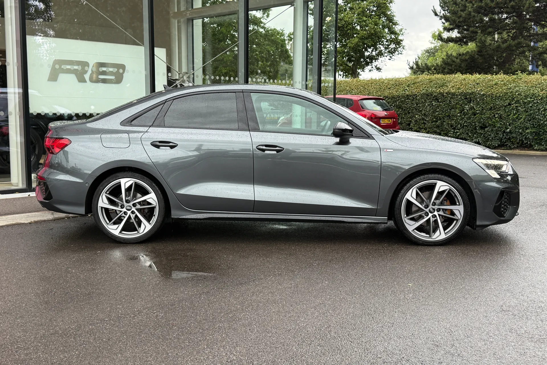 Audi A3 thumbnail image number 2