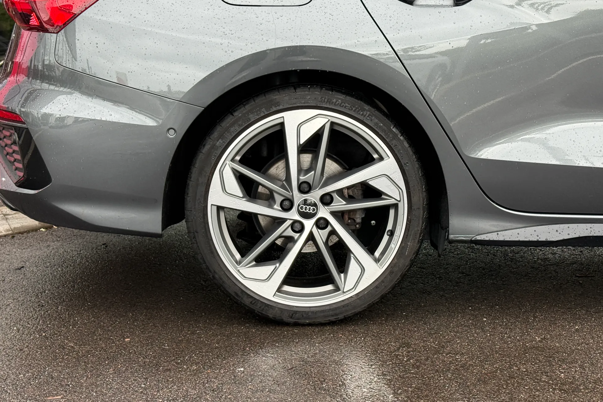 Audi A3 thumbnail image number 28