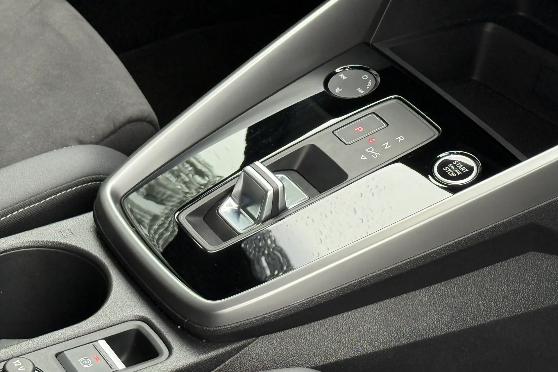 Audi A3 thumbnail image number 21