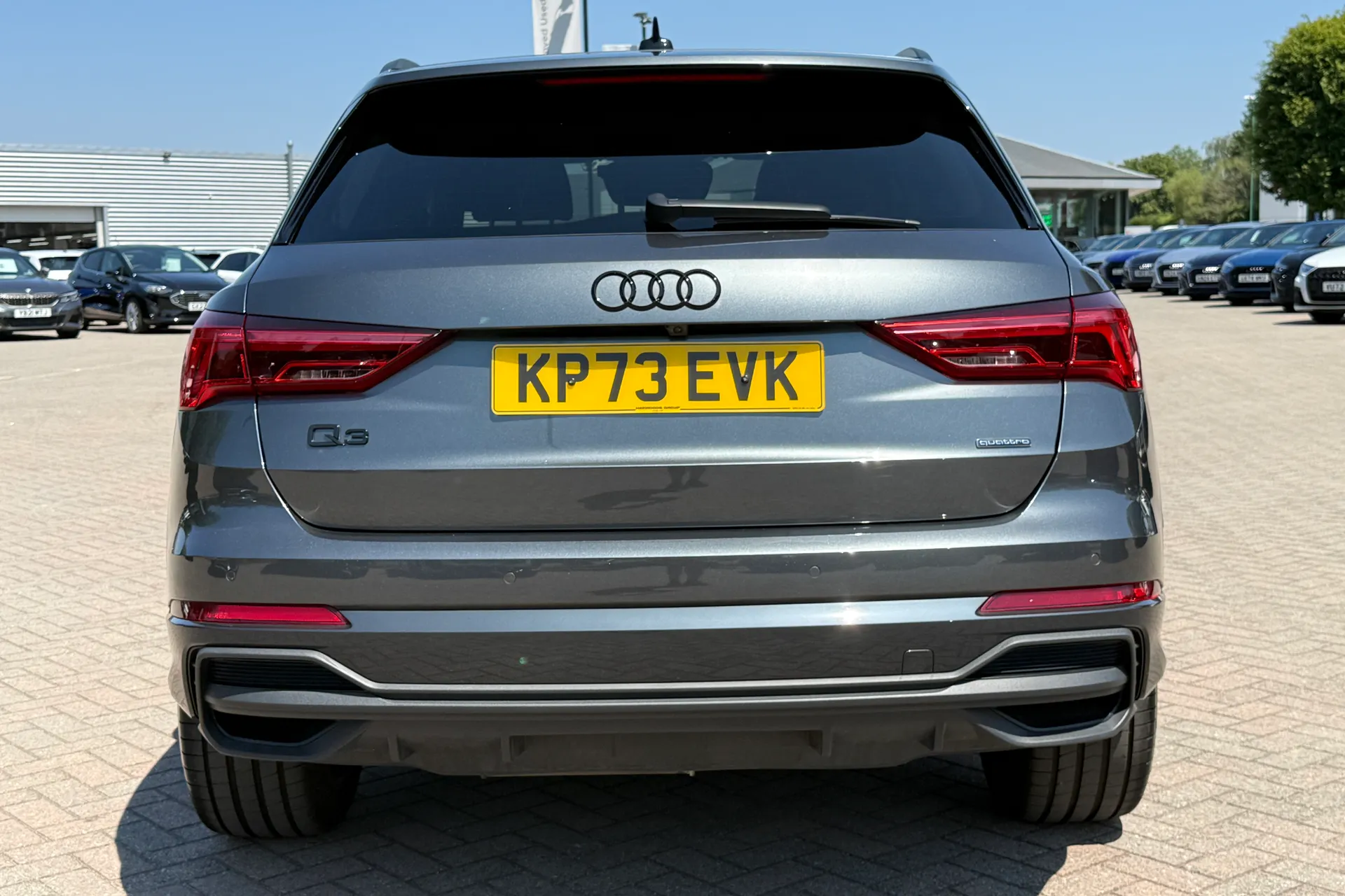Audi Q3 thumbnail image number 34
