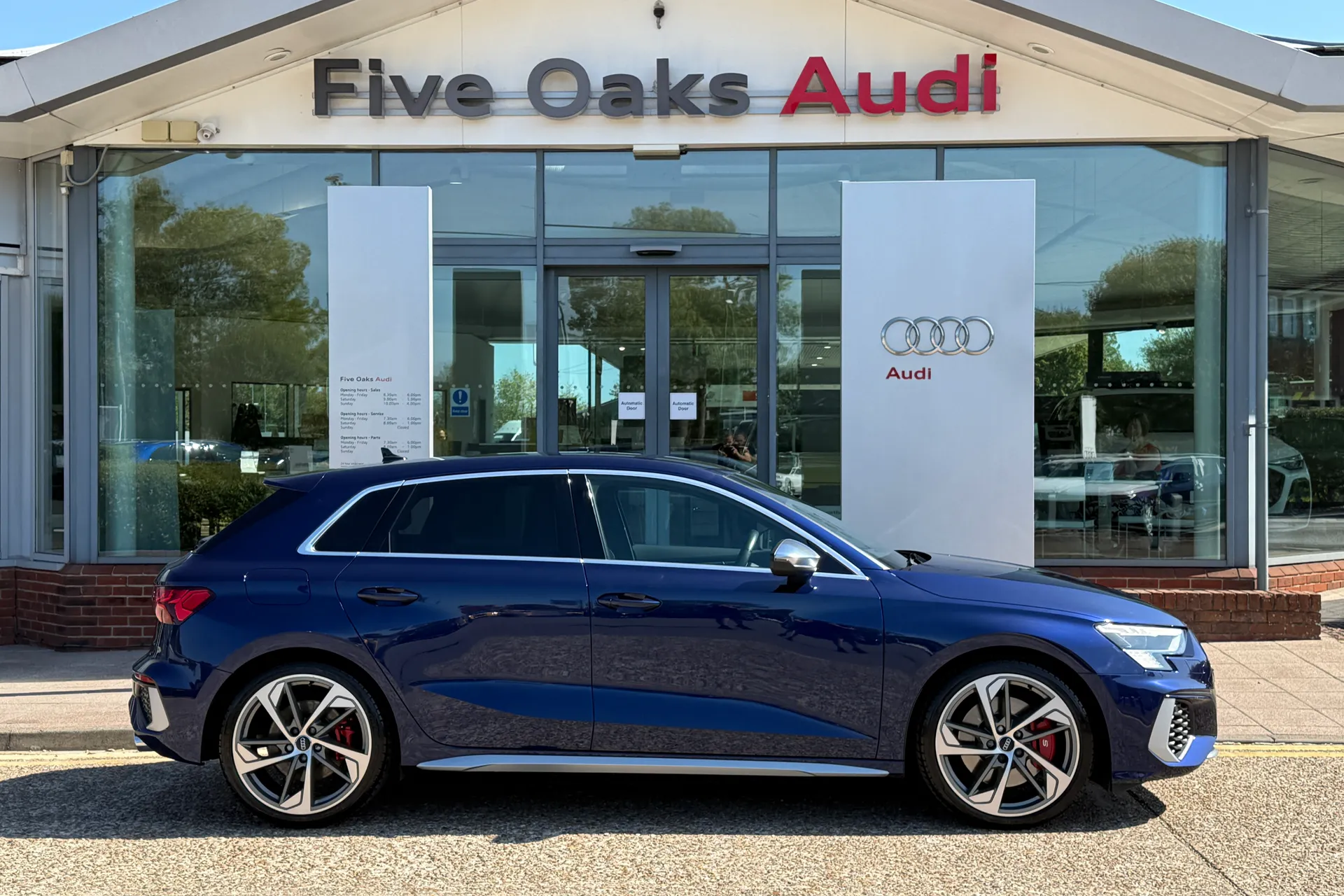 Audi A3 thumbnail image number 2