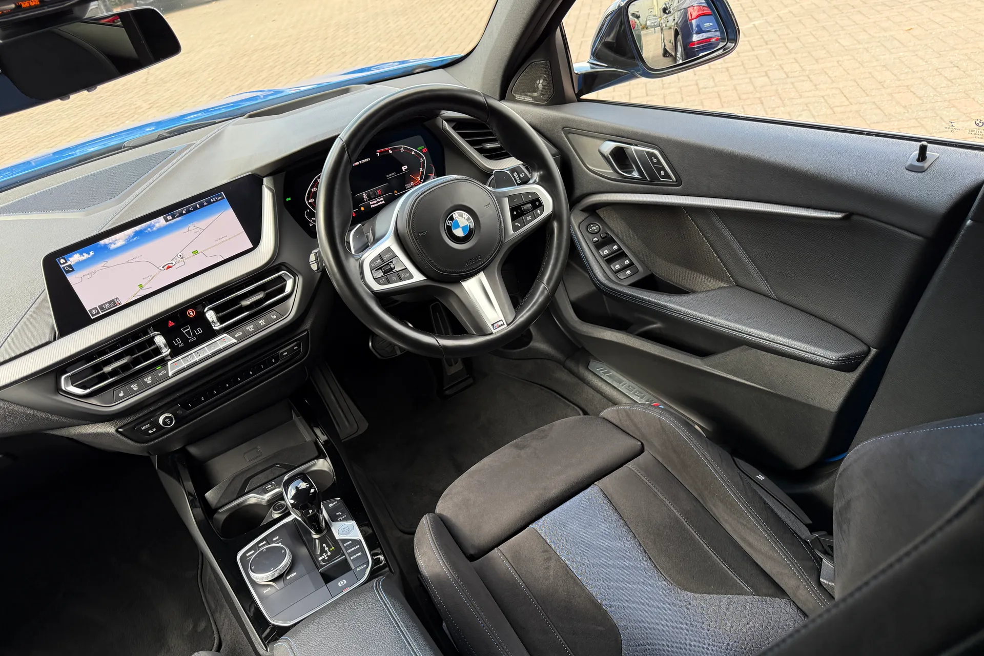 BMW 1 SERIES thumbnail image number 41