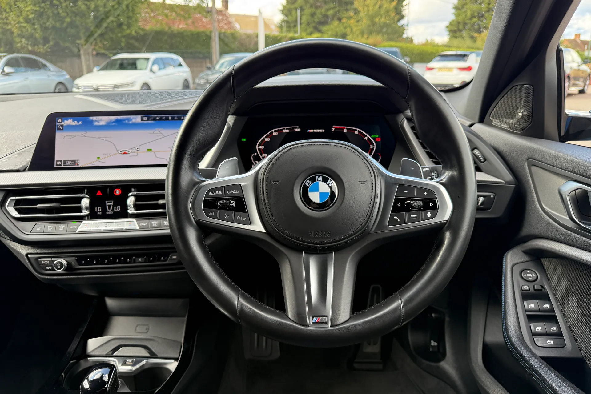 BMW 1 SERIES thumbnail image number 6