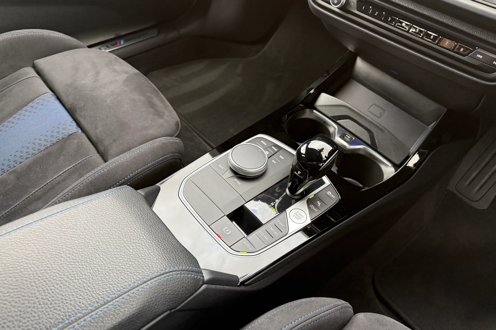 BMW 1 SERIES thumbnail image number 38