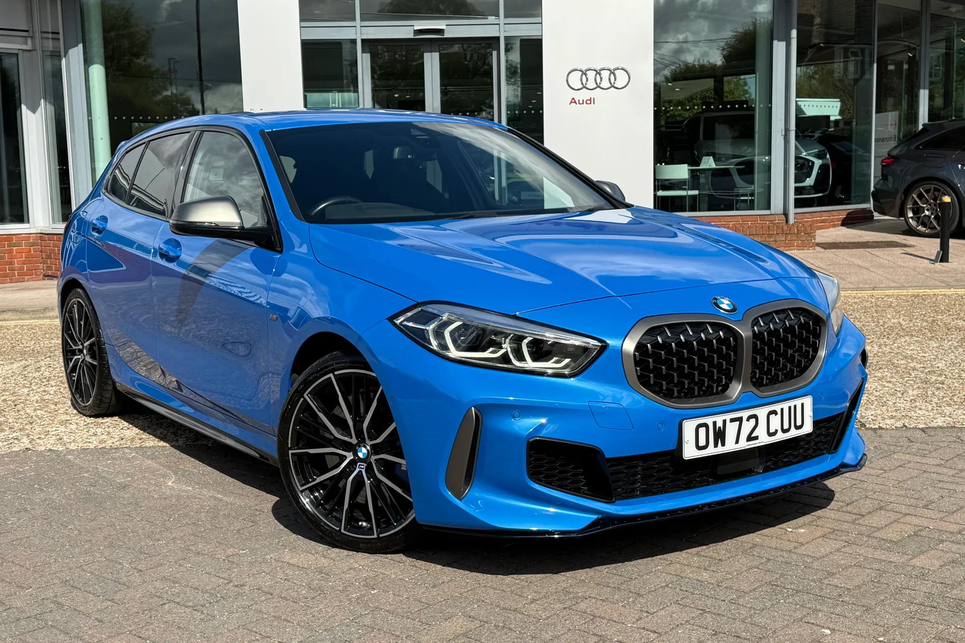 BMW 1 SERIES thumbnail image number 22