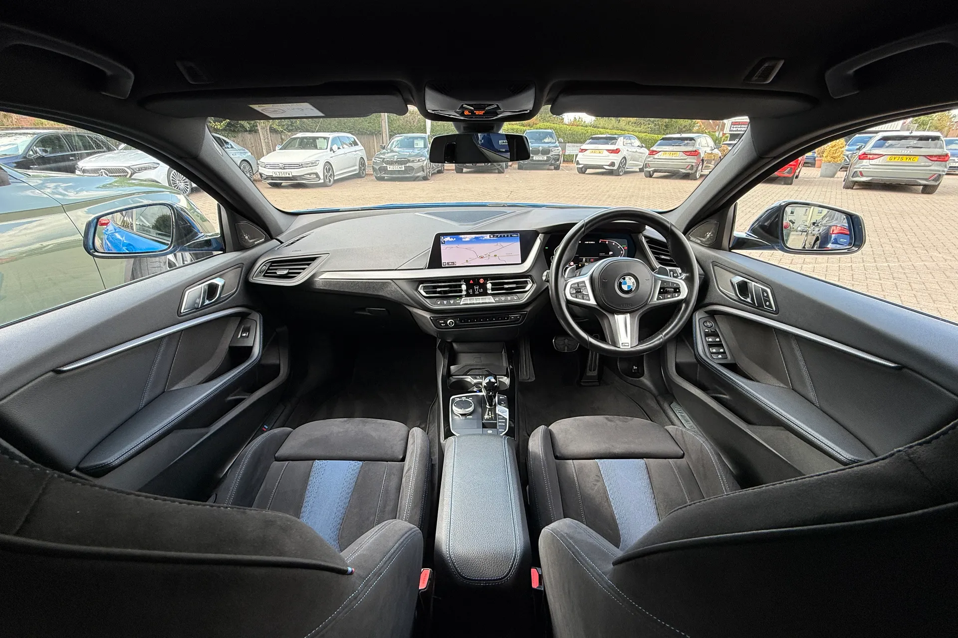 BMW 1 SERIES thumbnail image number 3