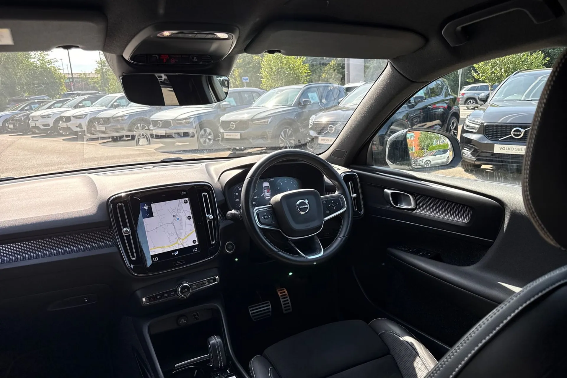 Volvo XC40 thumbnail image number 33
