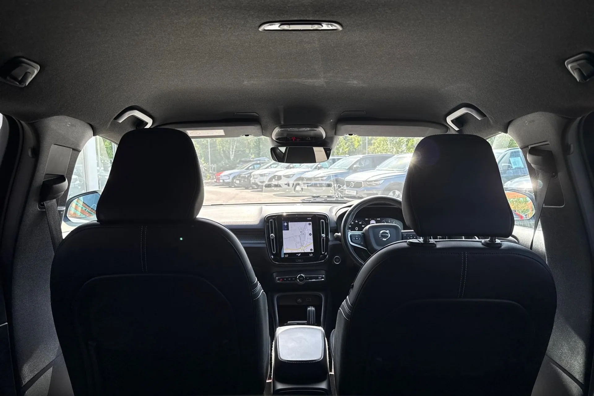 Volvo XC40 thumbnail image number 22