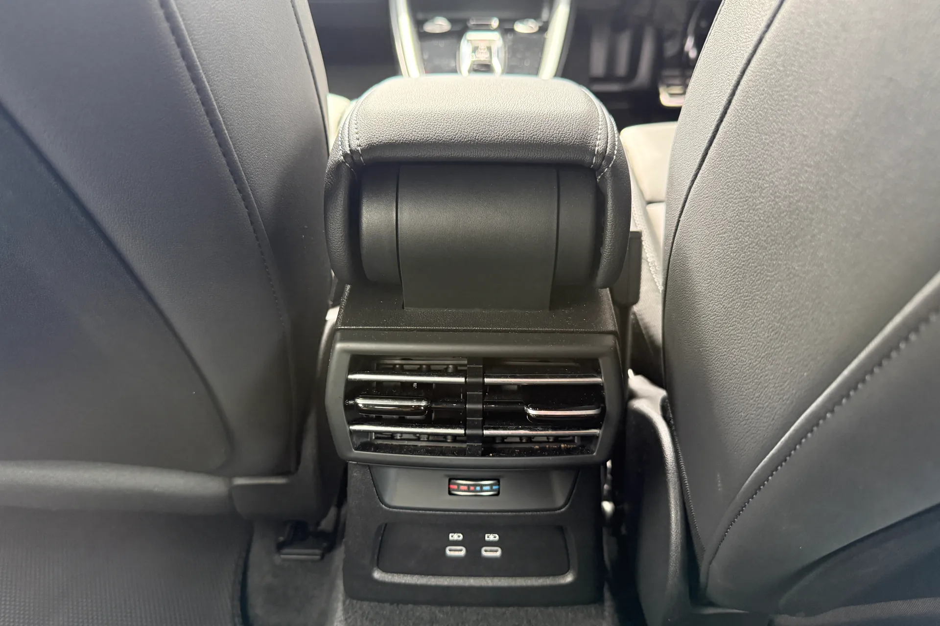 Audi A3 thumbnail image number 43