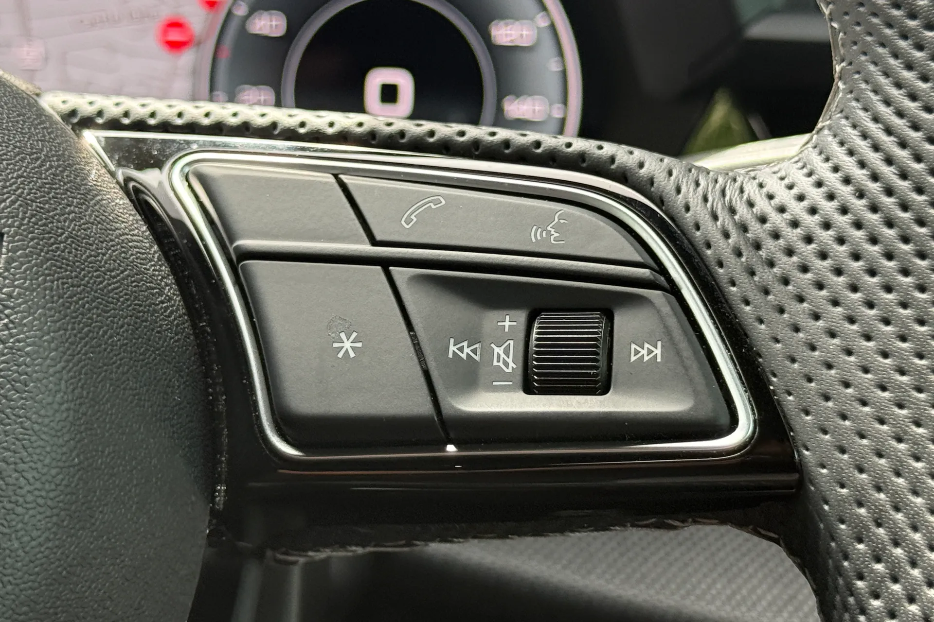 Audi A3 thumbnail image number 17