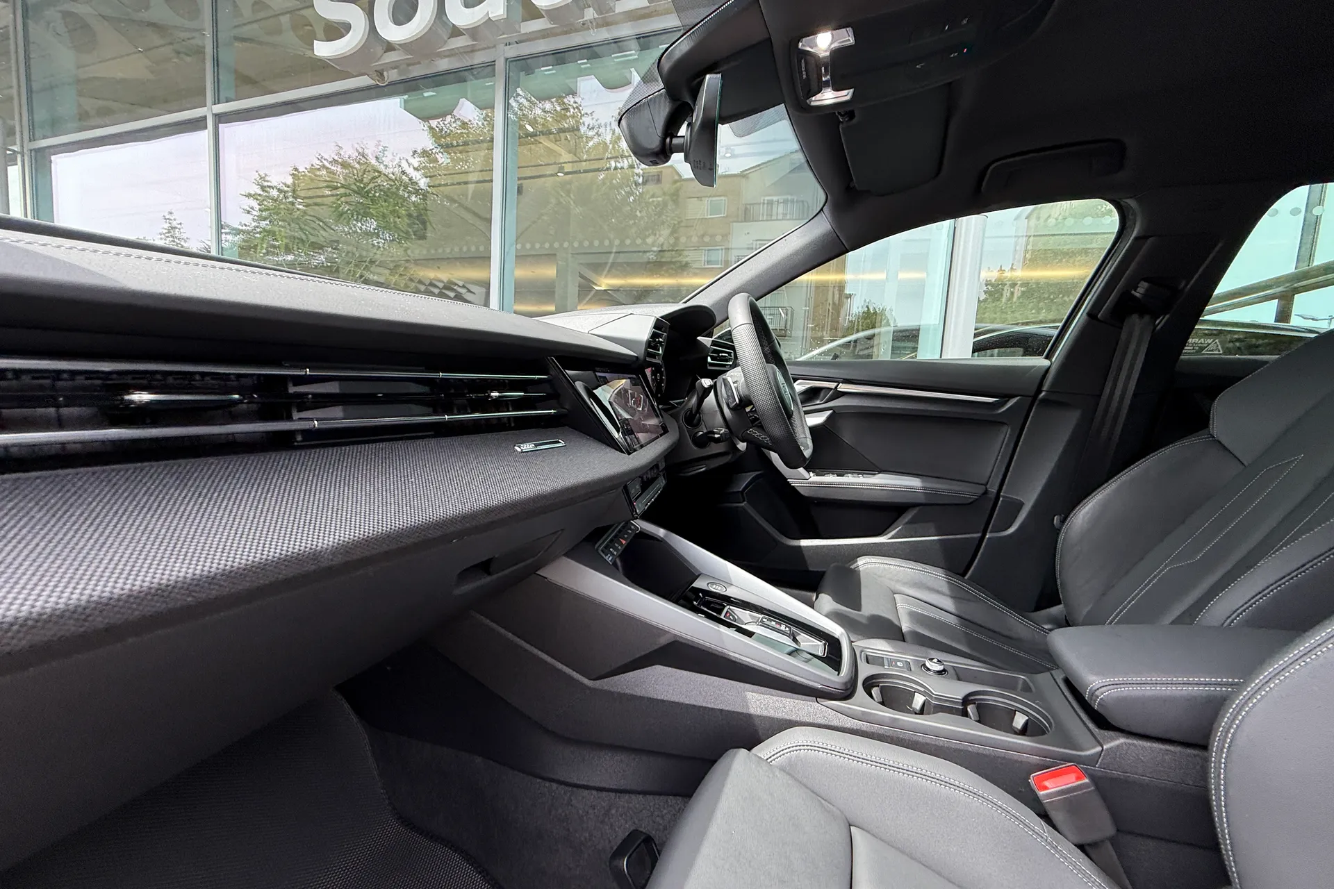 Audi A3 thumbnail image number 9