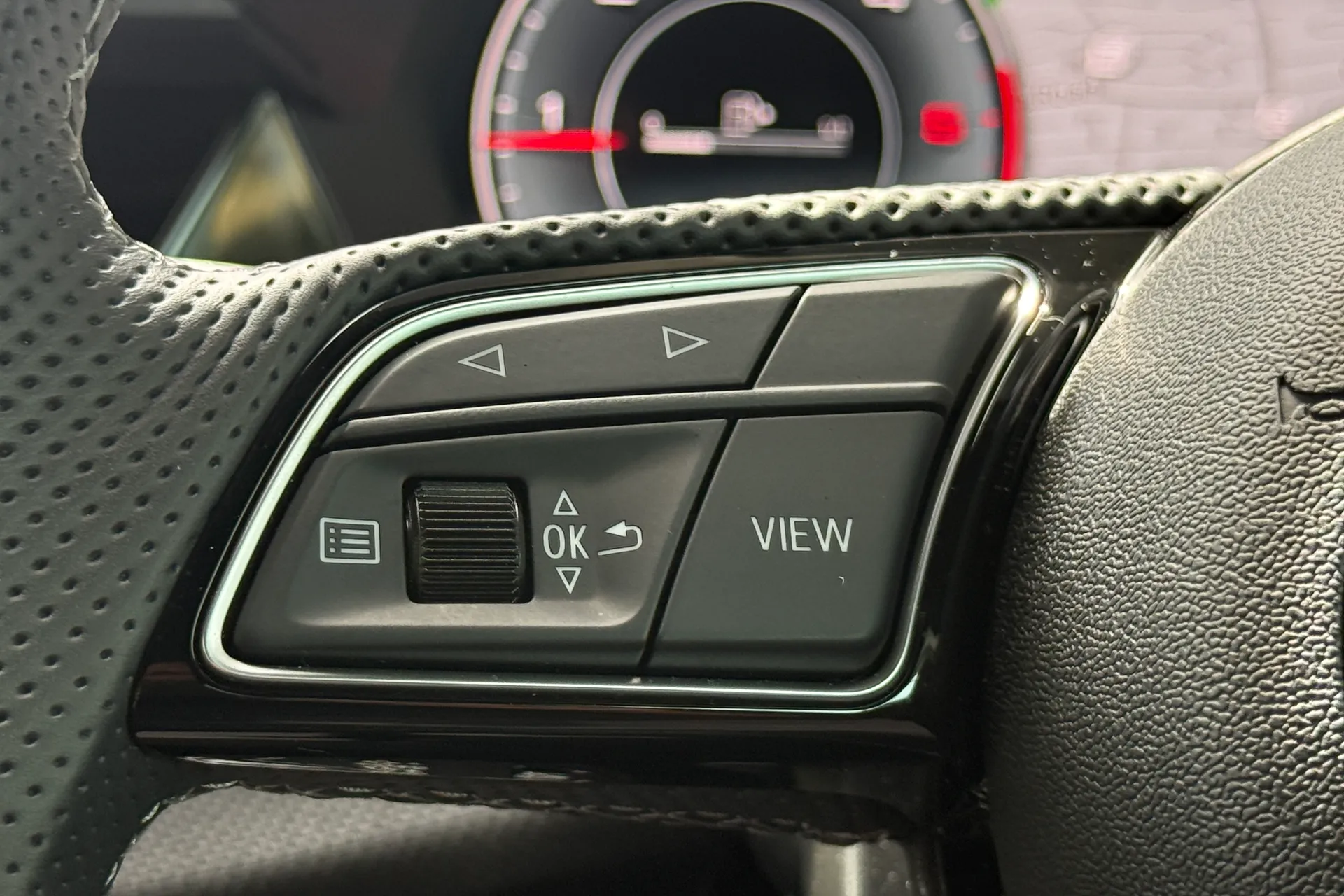 Audi A3 thumbnail image number 16