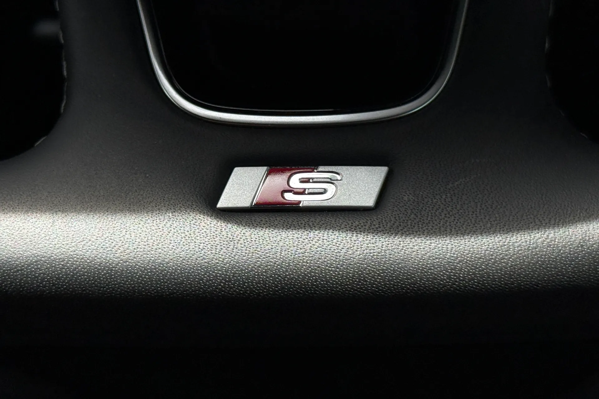 Audi A3 thumbnail image number 18