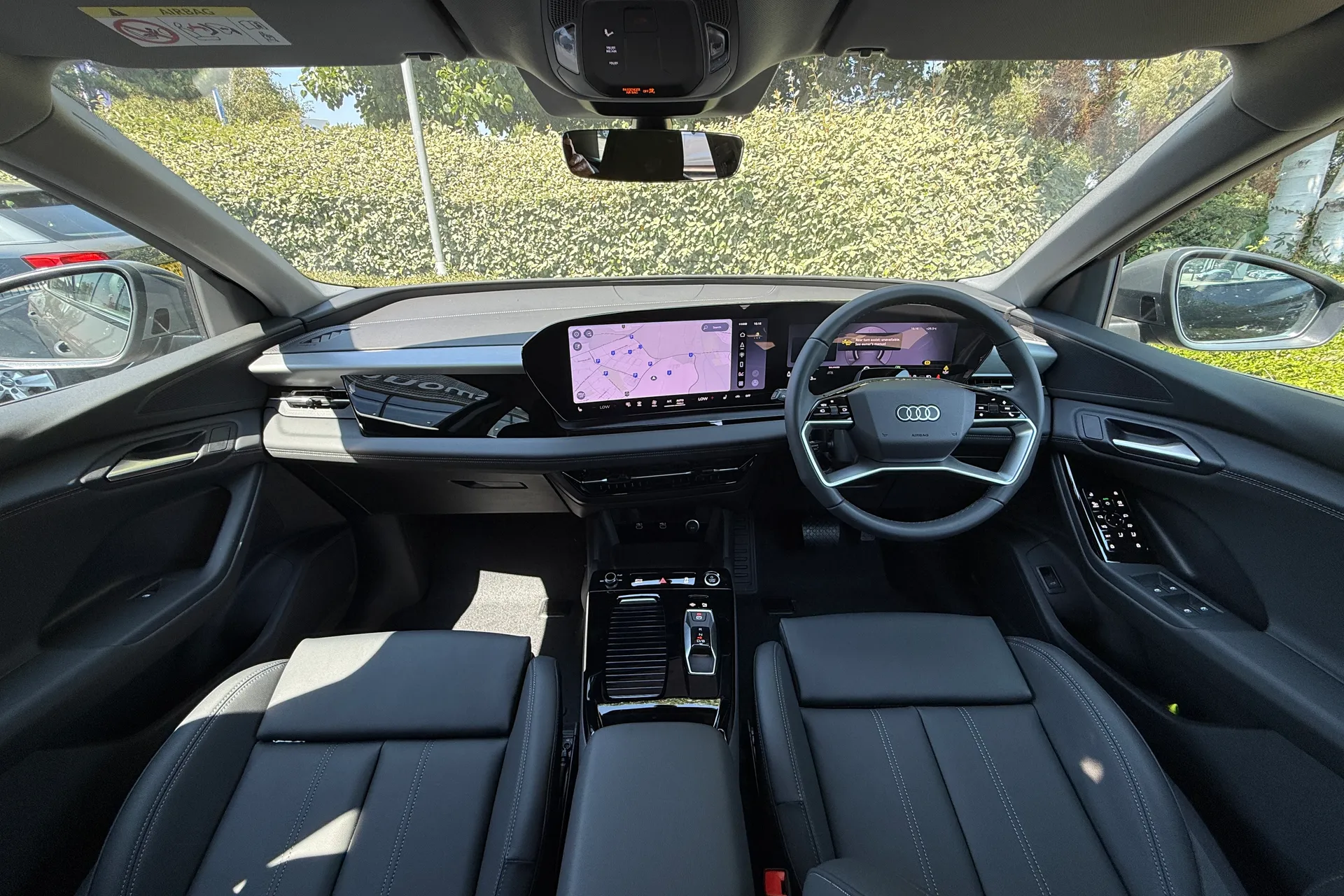 Audi Q6 e-tron thumbnail image number 3