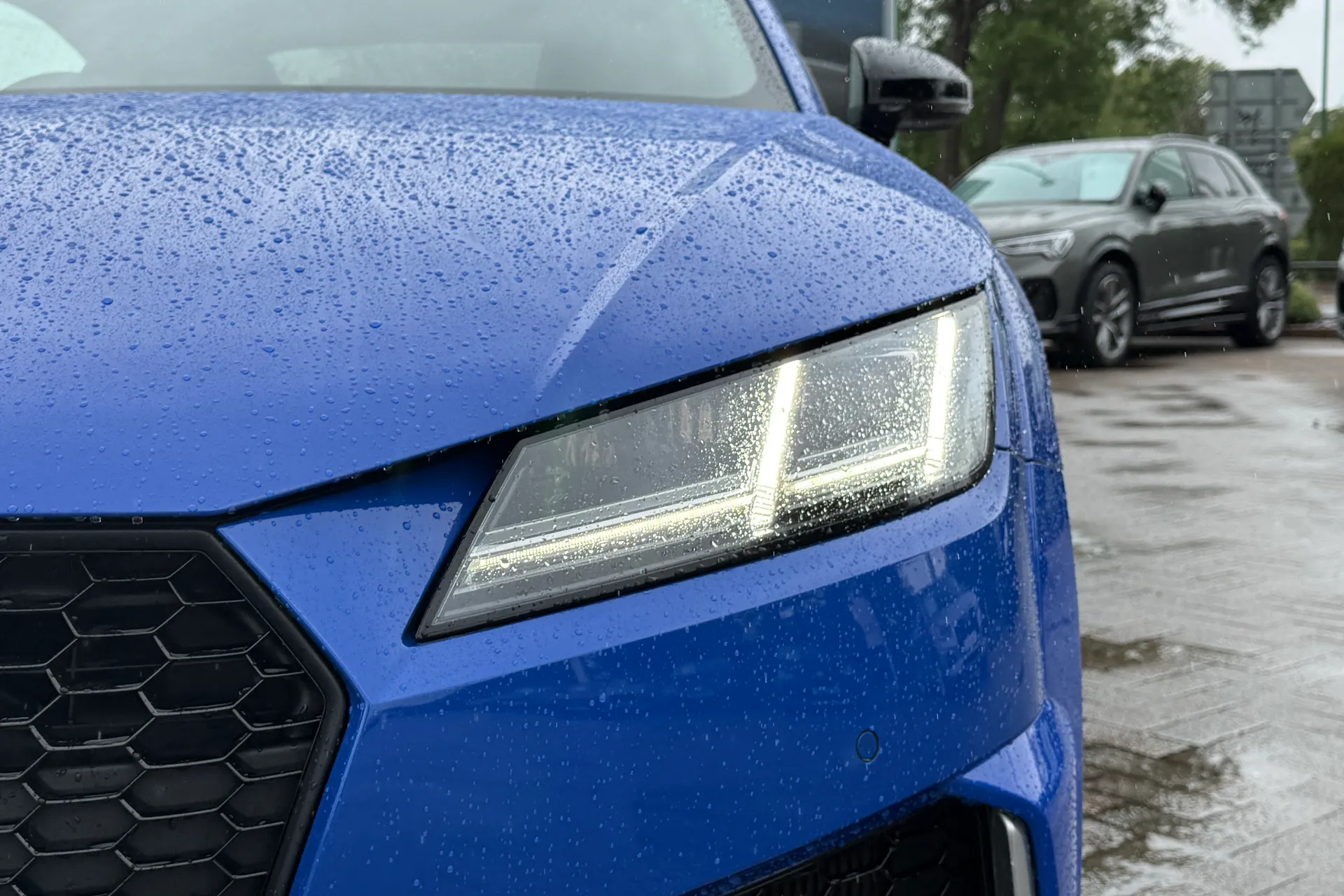 Audi TT thumbnail image number 48