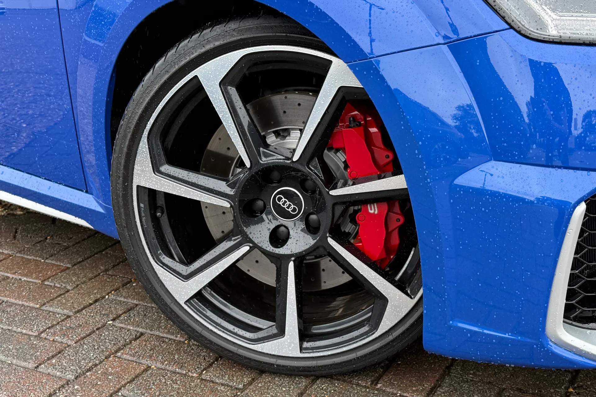 Audi TT thumbnail image number 8