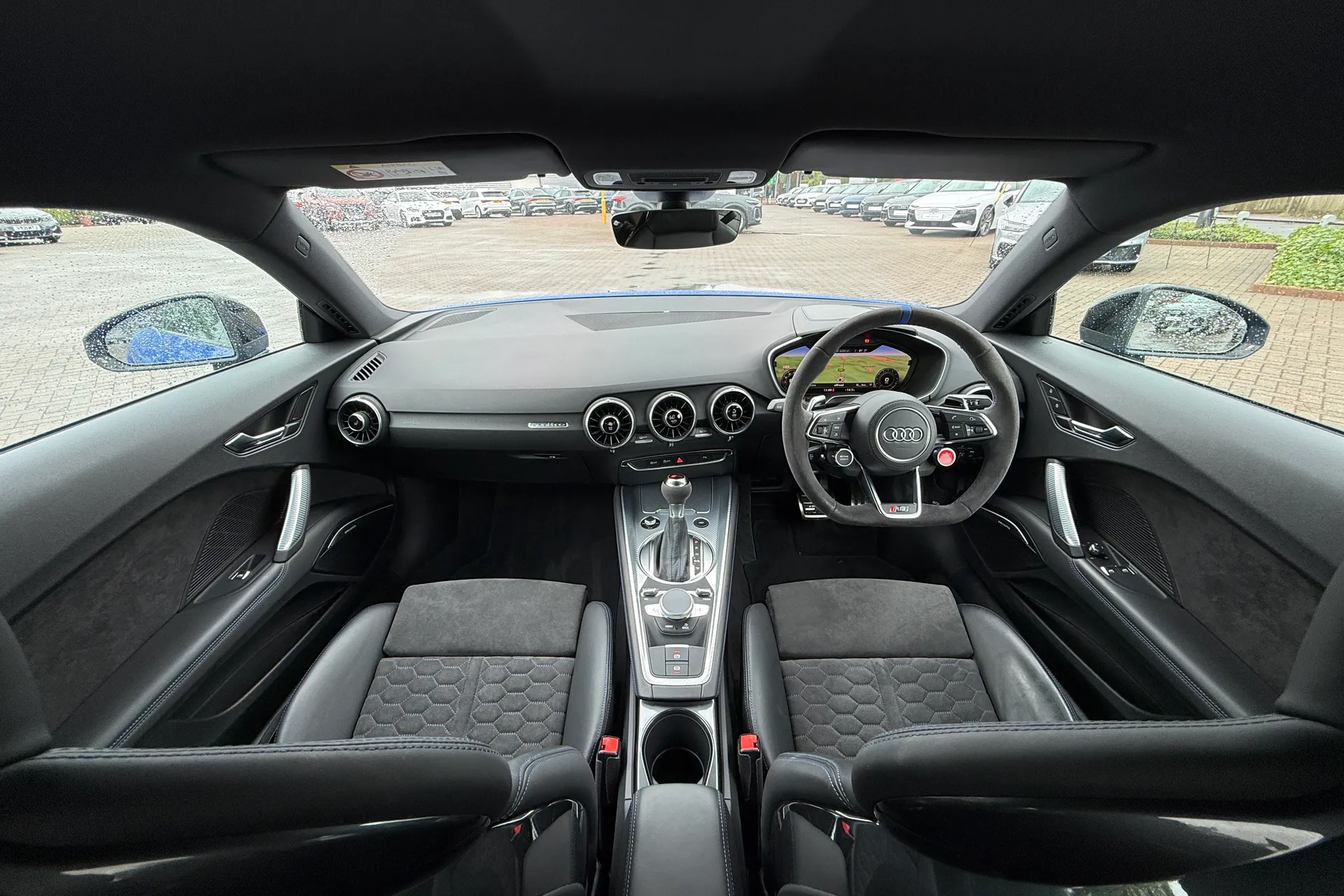 Audi TT thumbnail image number 3
