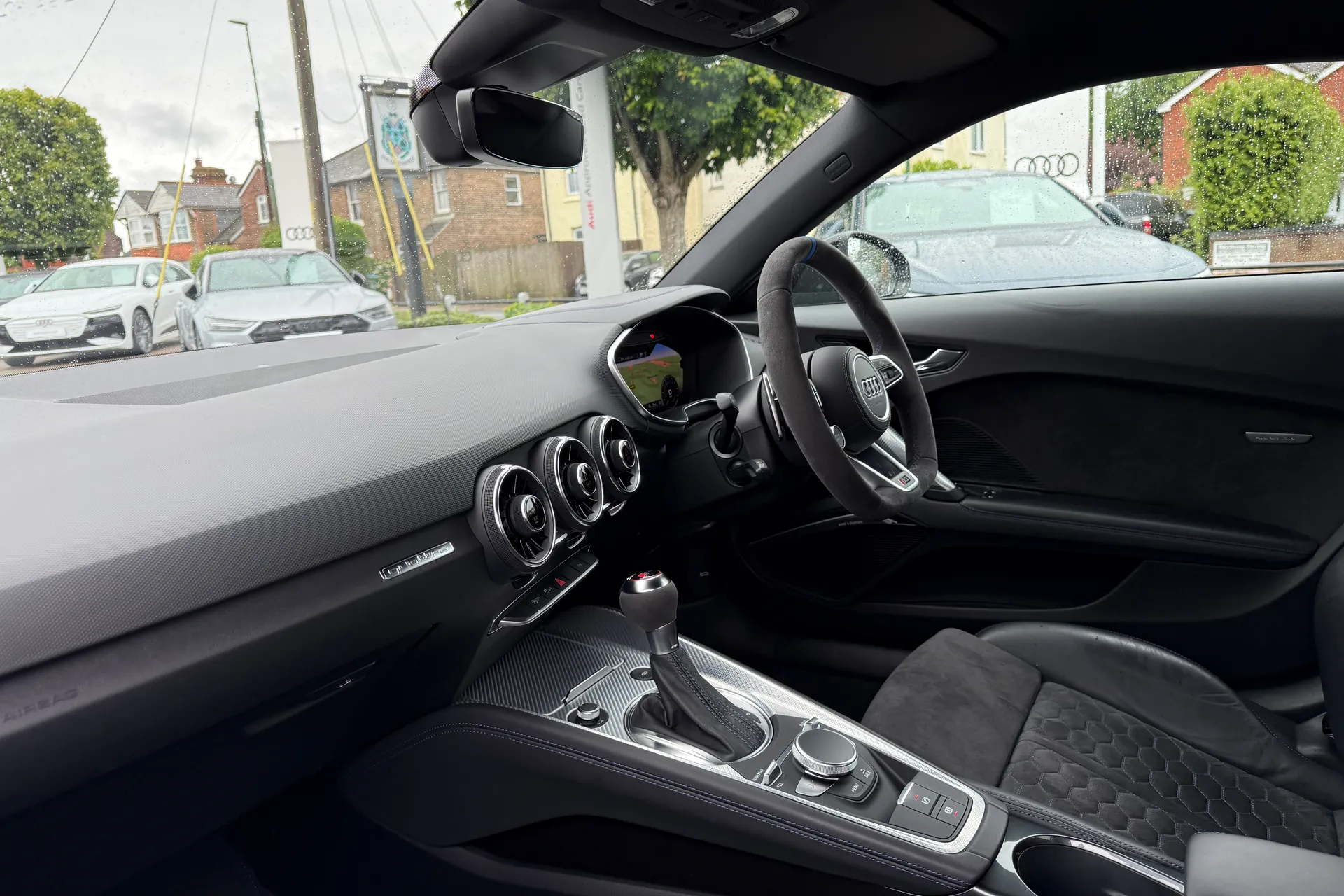 Audi TT thumbnail image number 26