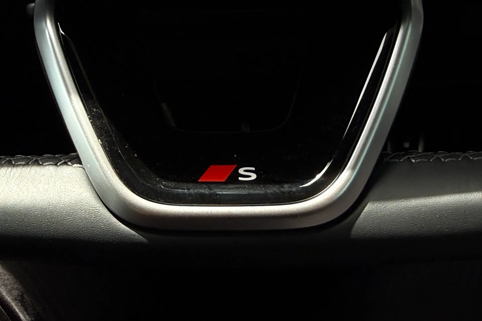 Audi A5 thumbnail image number 19