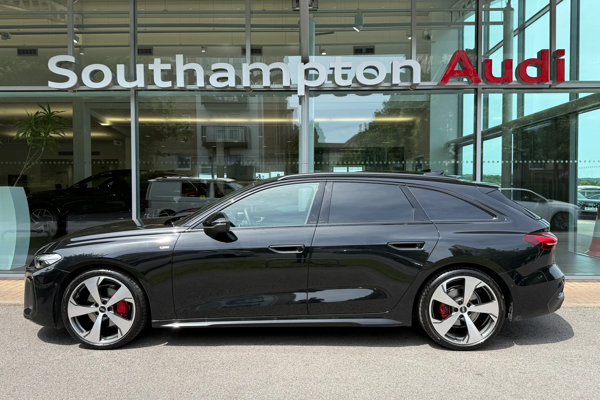 Audi A5 thumbnail image number 45