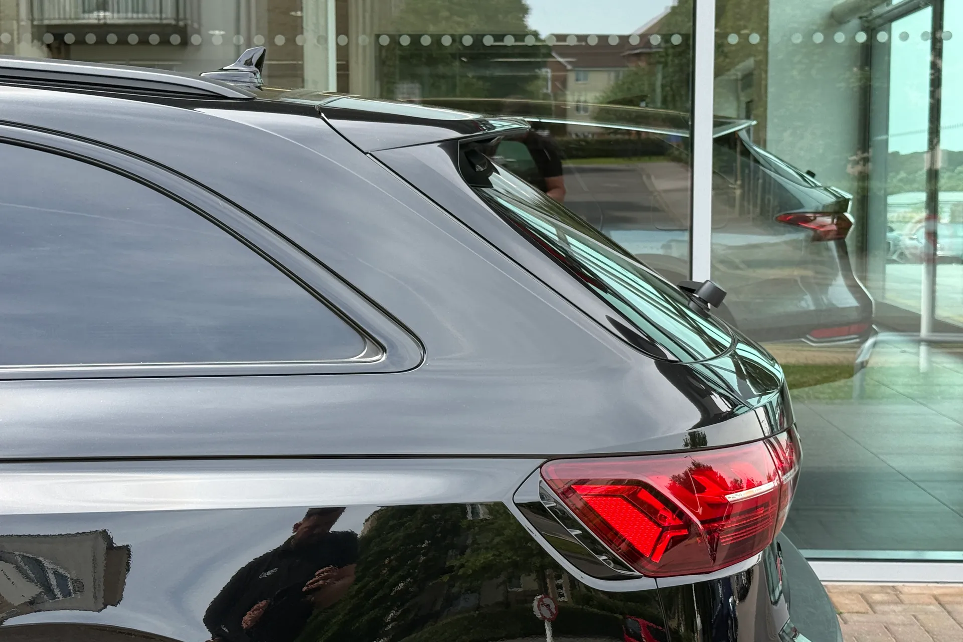 Audi RS4 Avant thumbnail image number 58