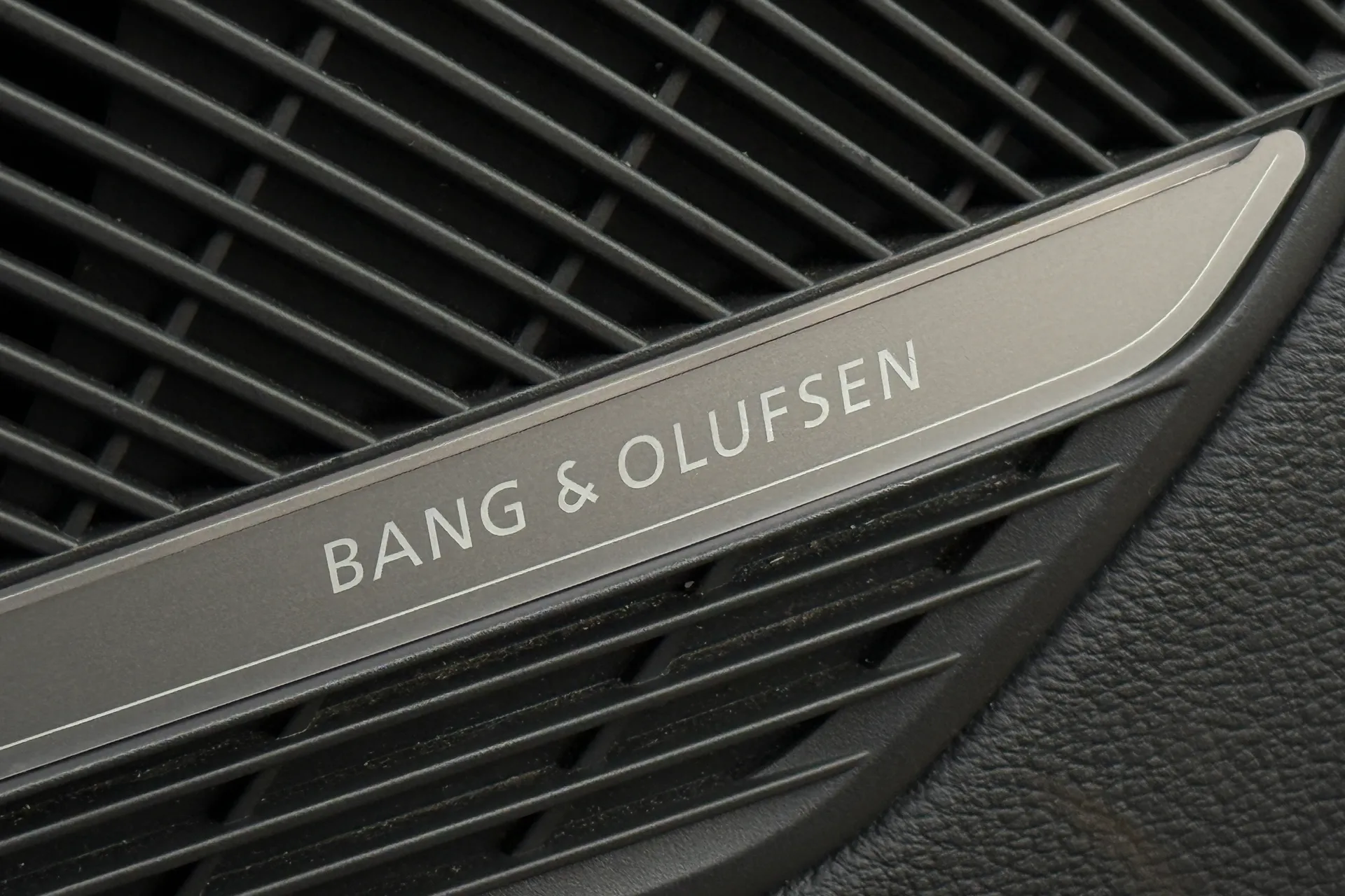 Audi RS4 Avant thumbnail image number 10