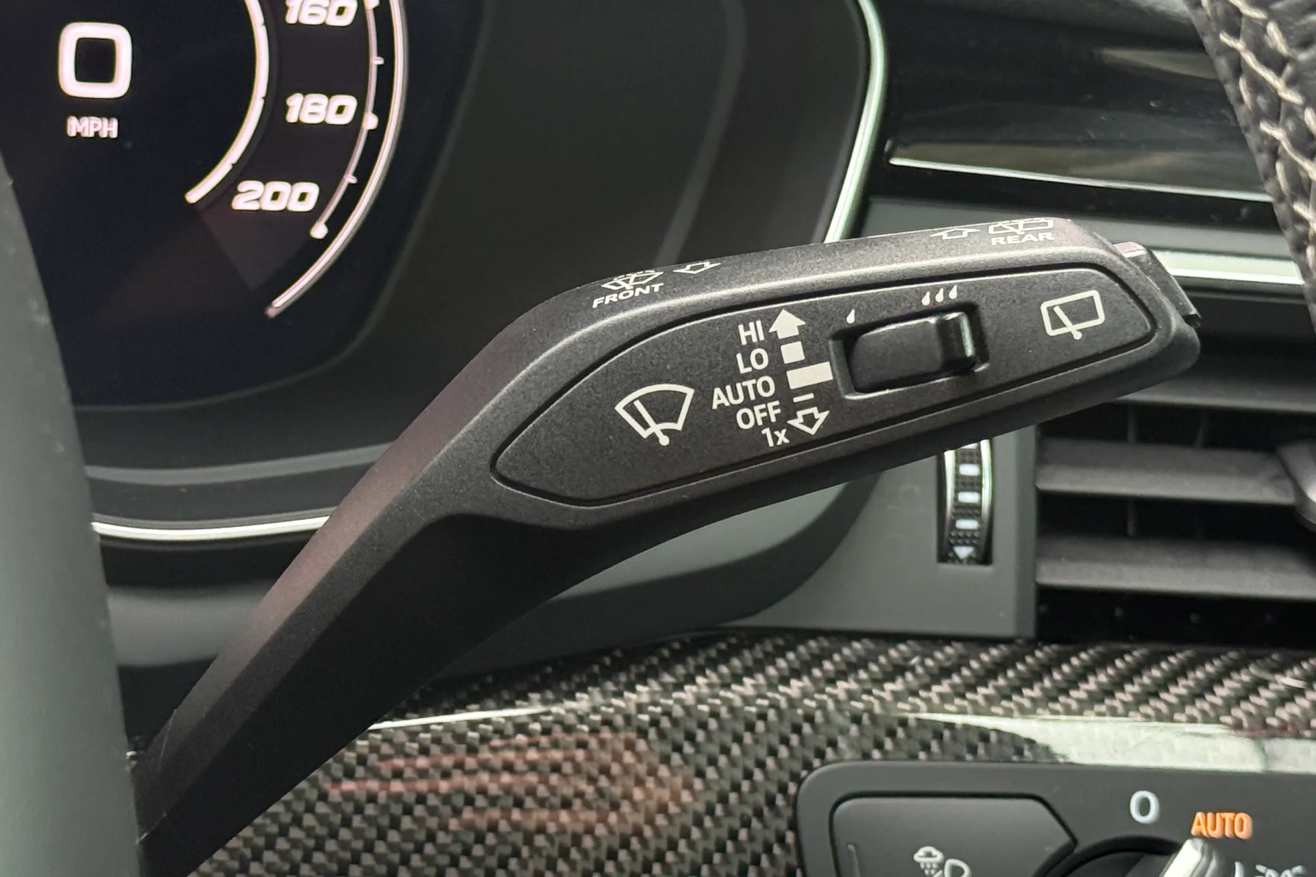 Audi RS4 Avant thumbnail image number 19