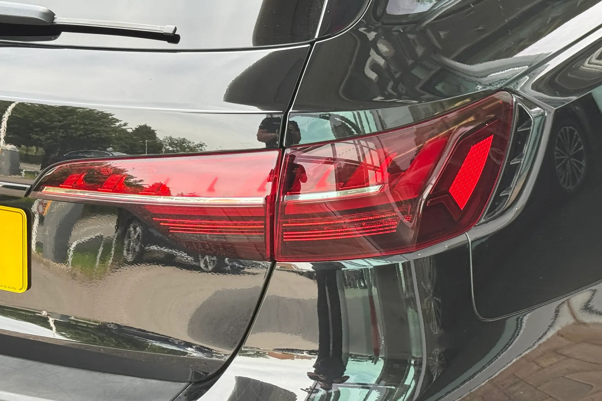 Audi RS4 Avant thumbnail image number 54