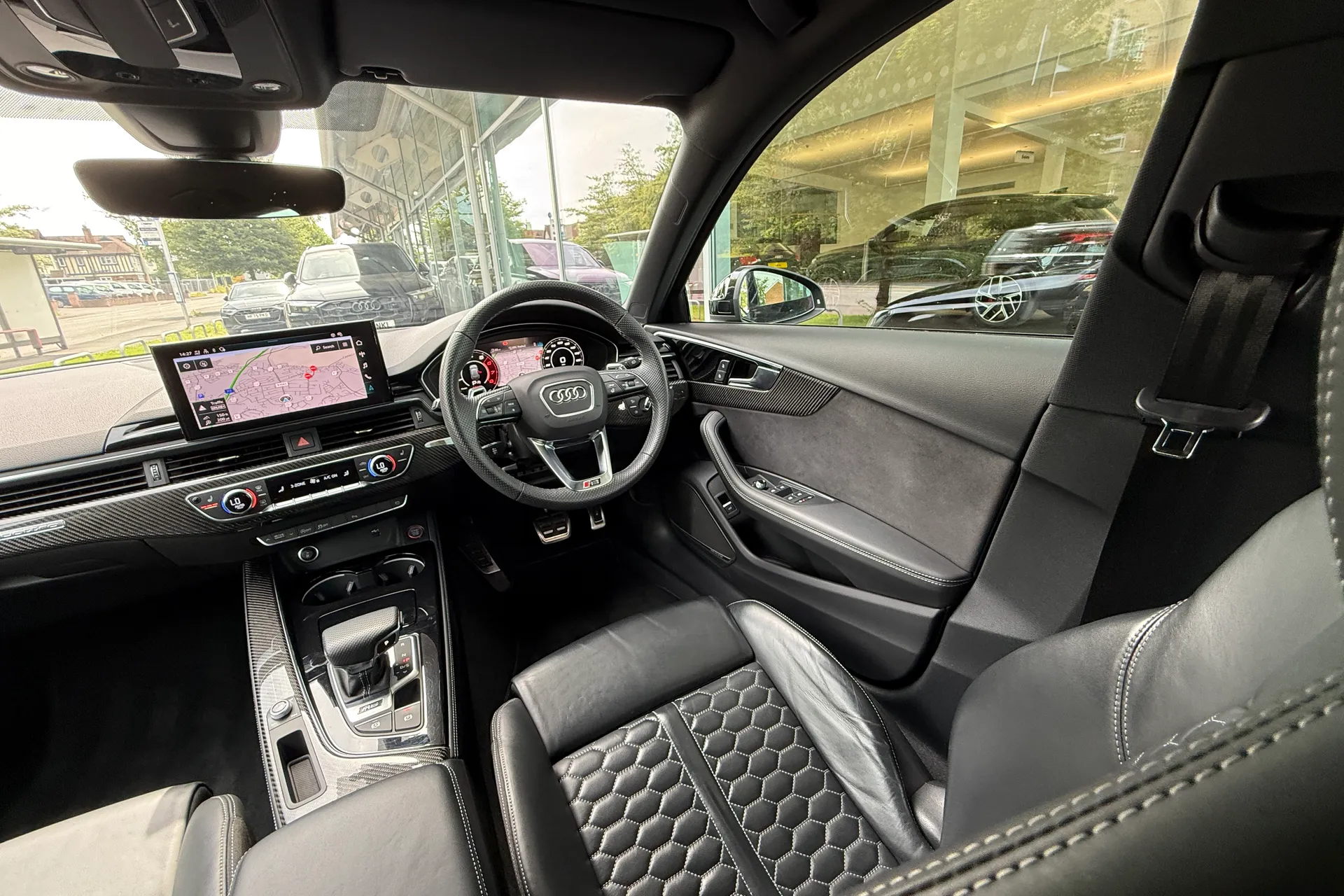Audi RS4 Avant thumbnail image number 52