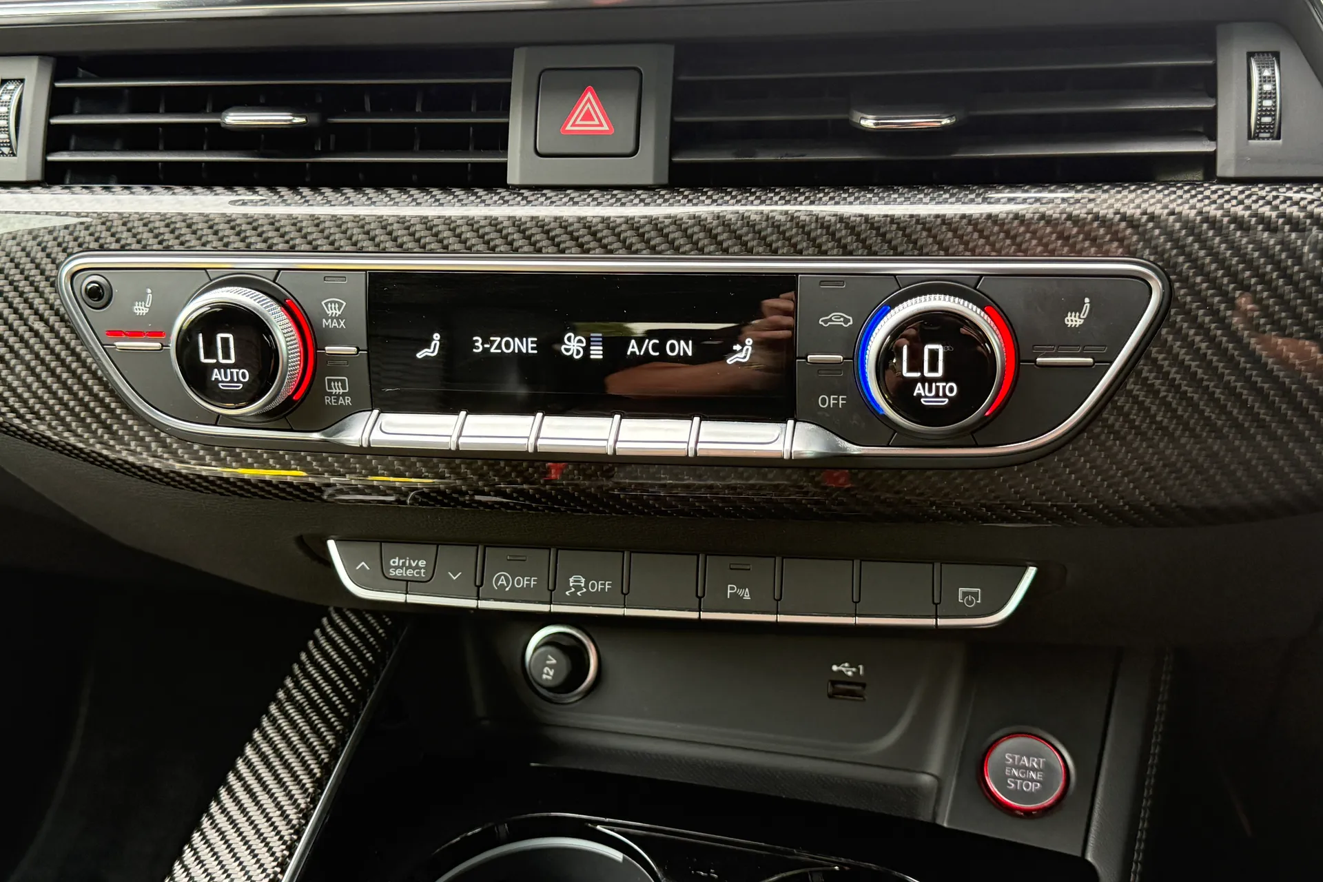 Audi RS4 Avant thumbnail image number 27