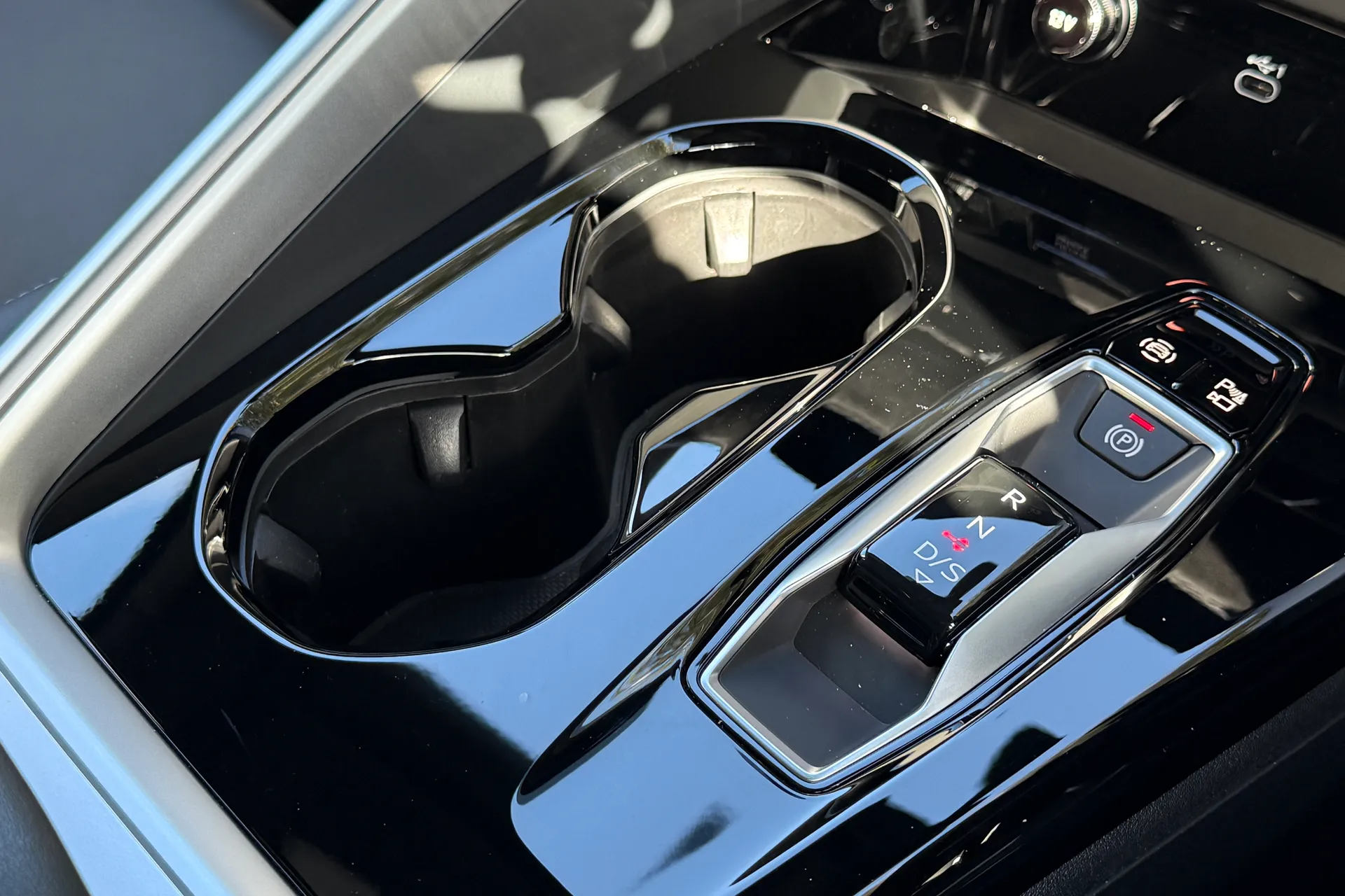 Audi Q5 thumbnail image number 14