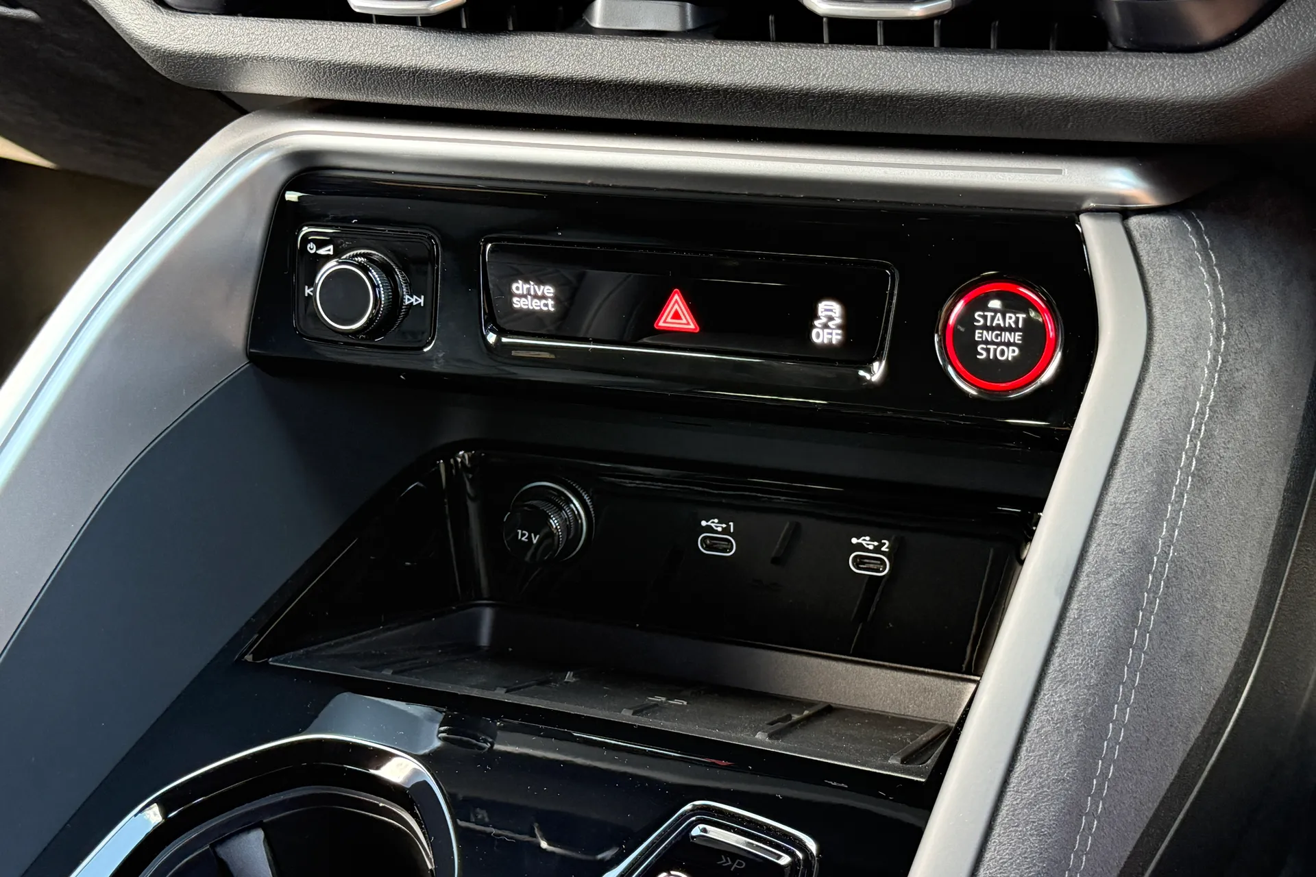 Audi Q5 thumbnail image number 25