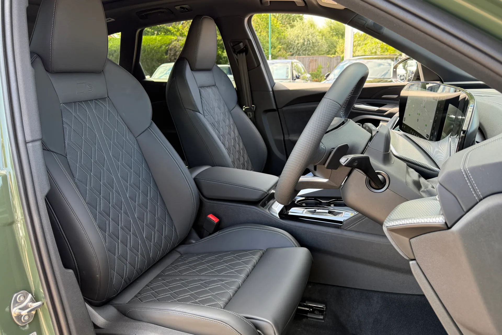 Audi Q5 thumbnail image number 38
