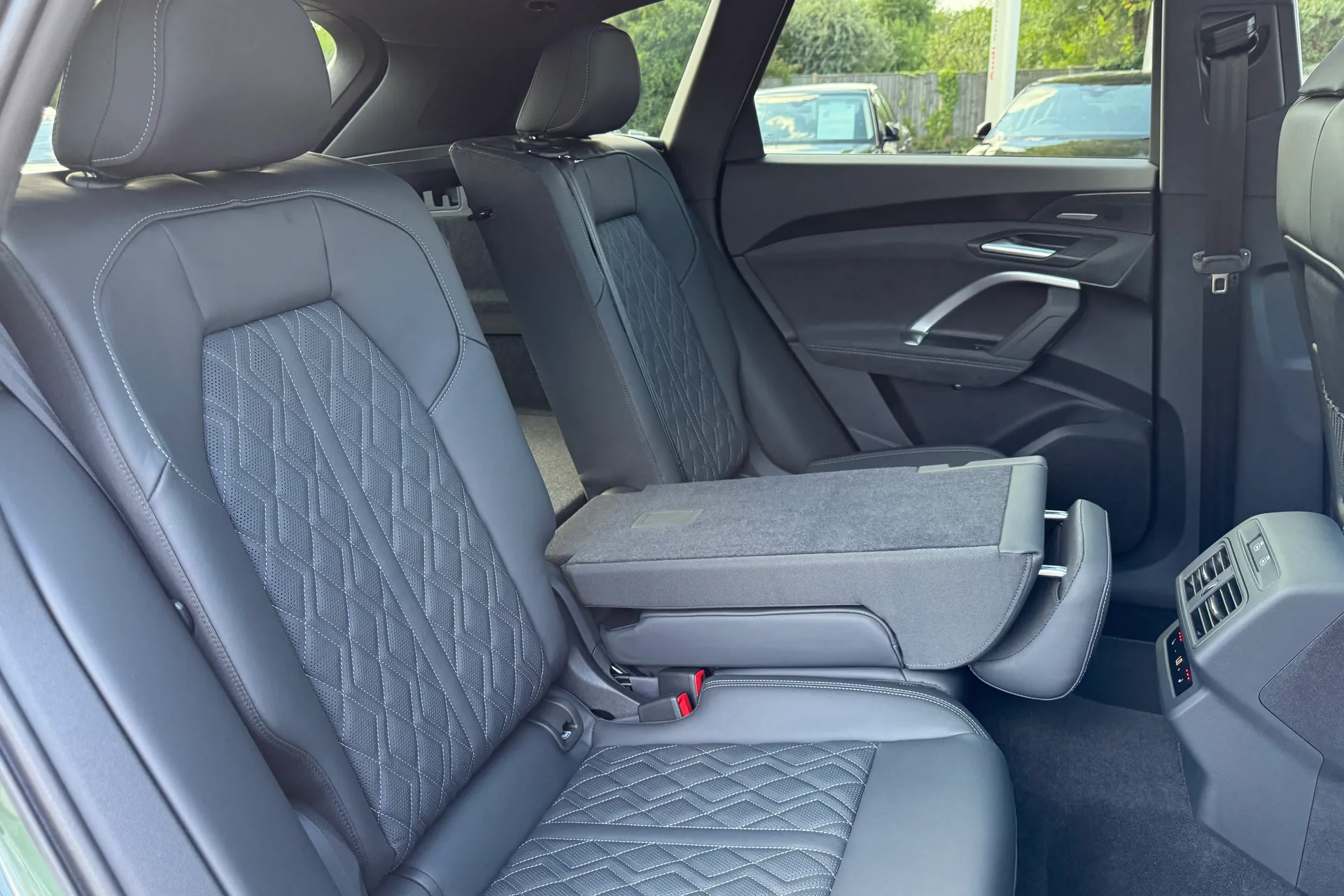 Audi Q5 thumbnail image number 62
