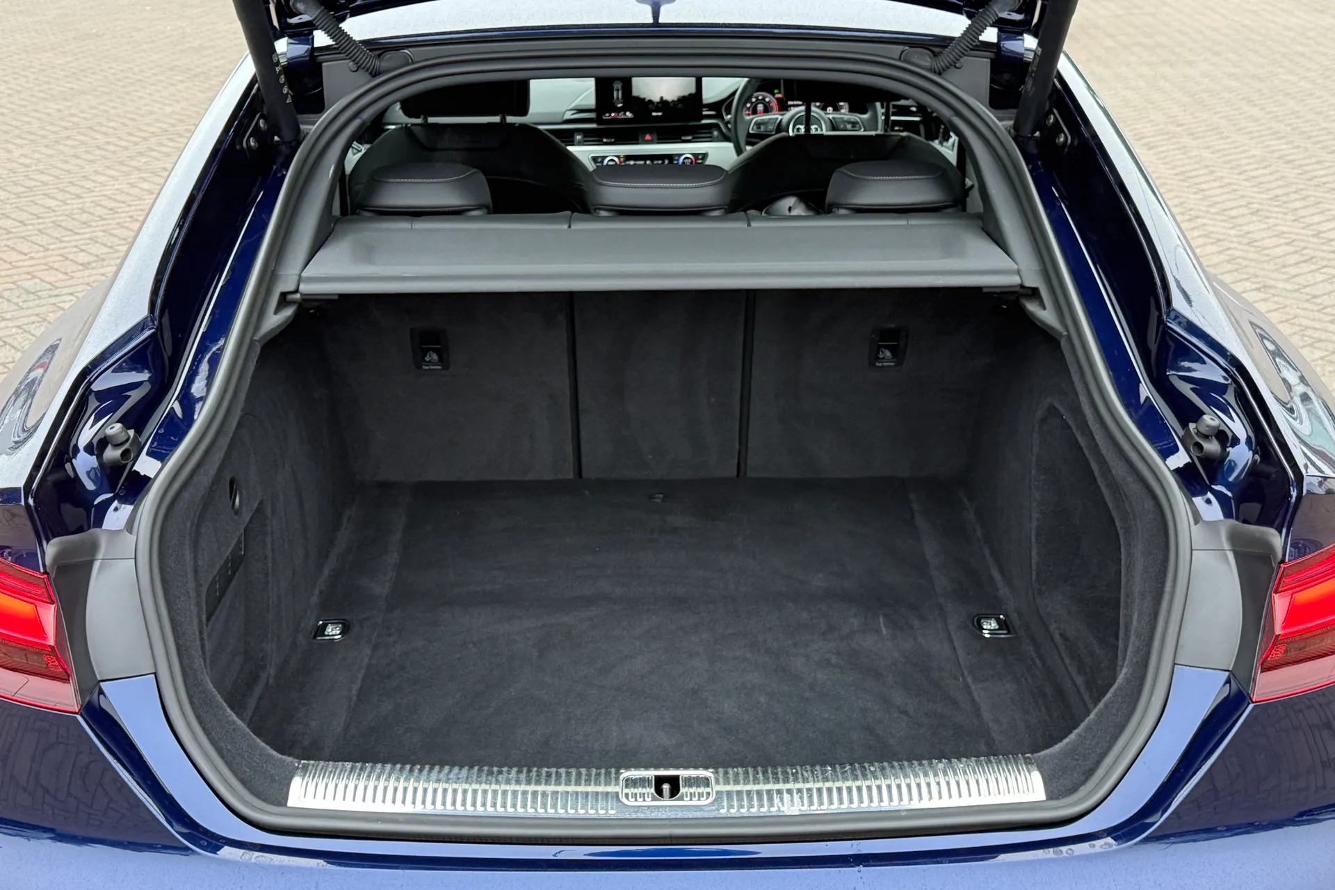 Audi A5 thumbnail image number 39