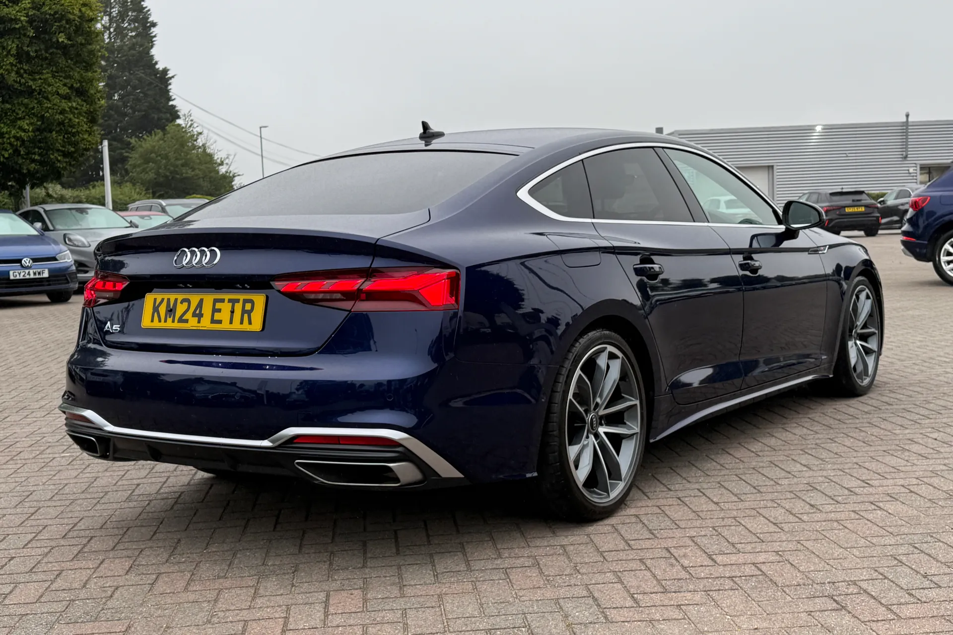Audi A5 thumbnail image number 36