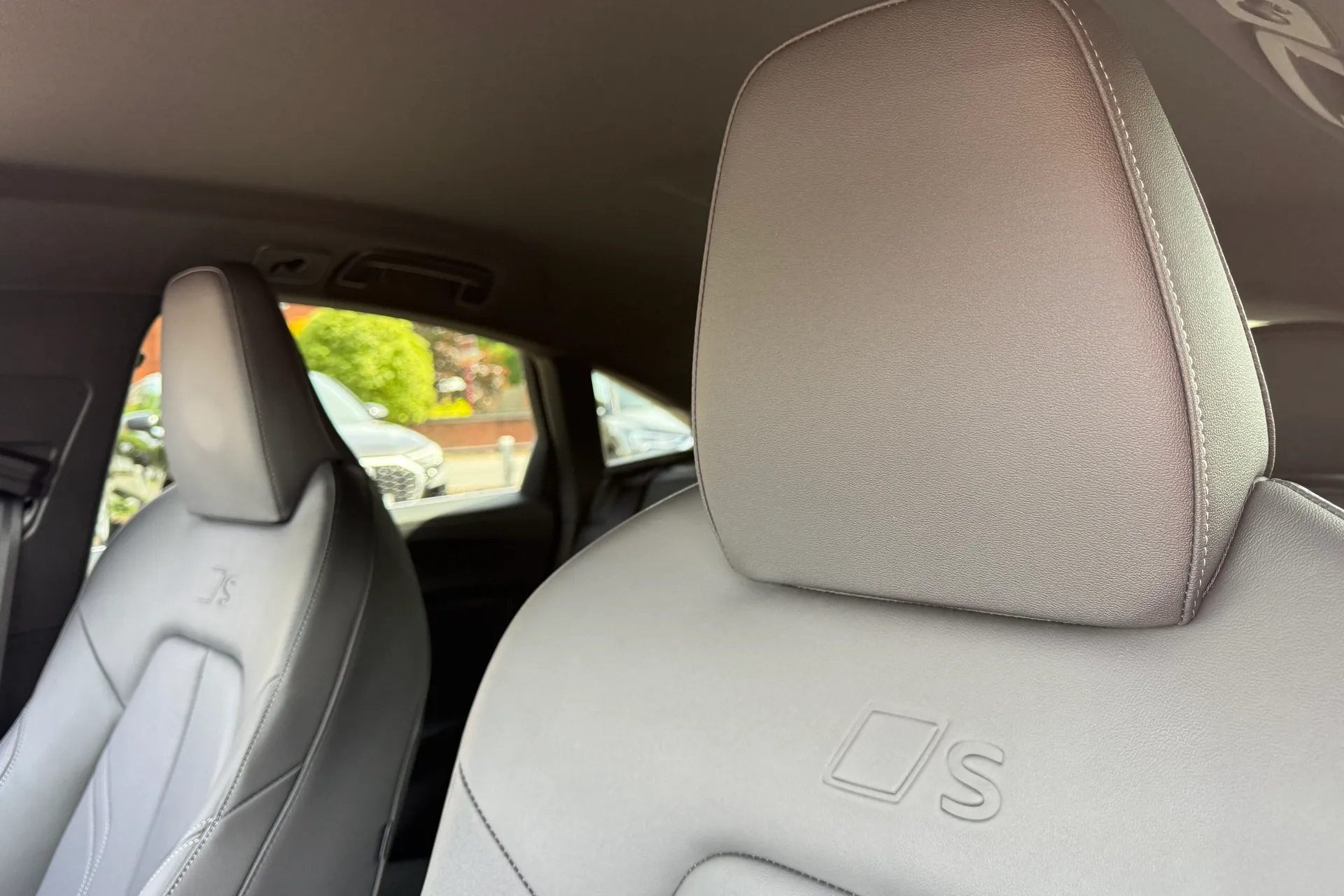 Audi A5 thumbnail image number 34