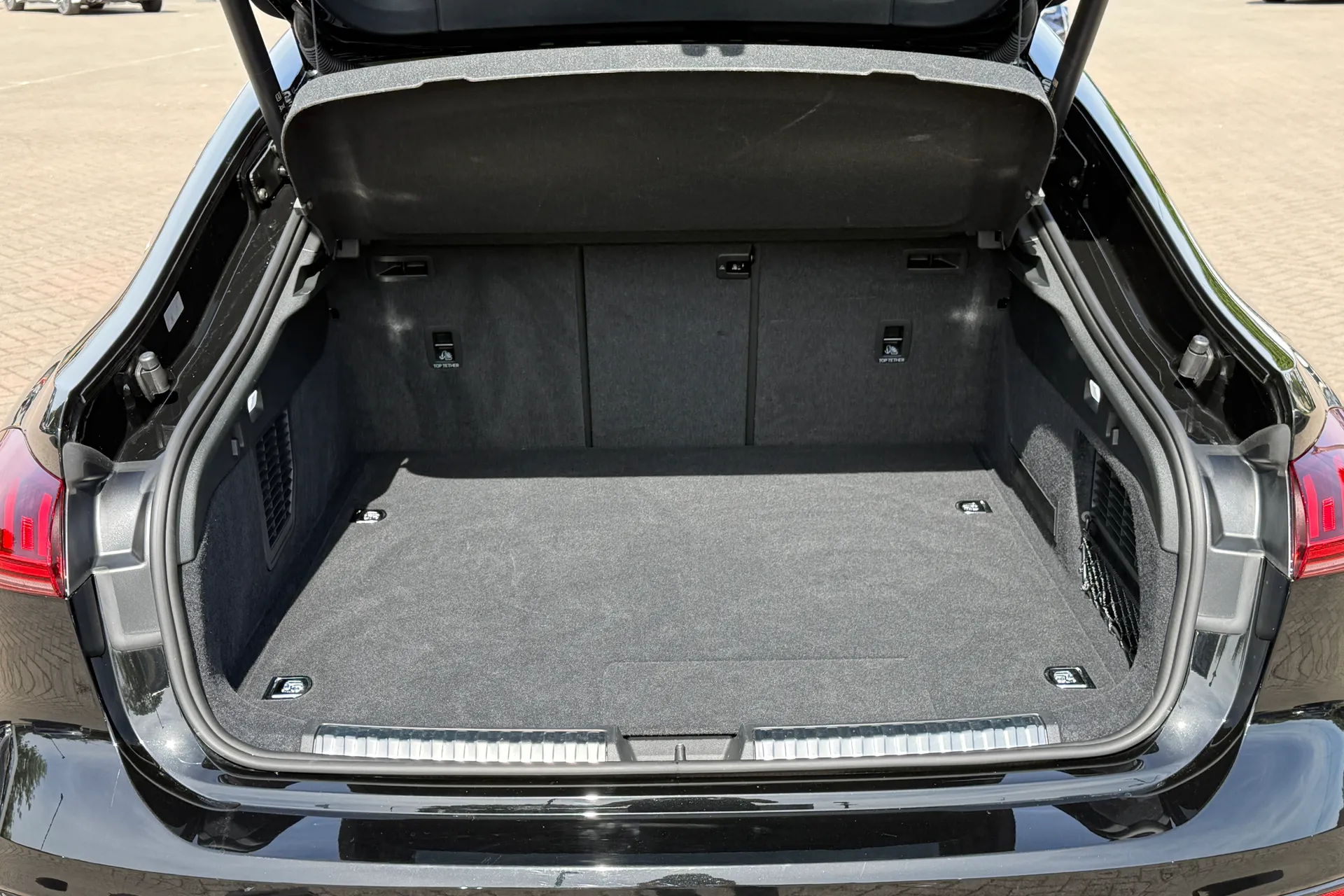 Audi A5 thumbnail image number 38