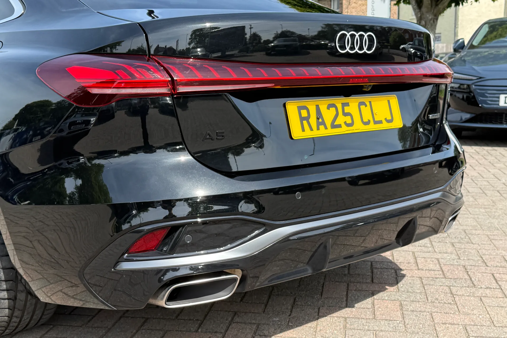 Audi A5 thumbnail image number 57