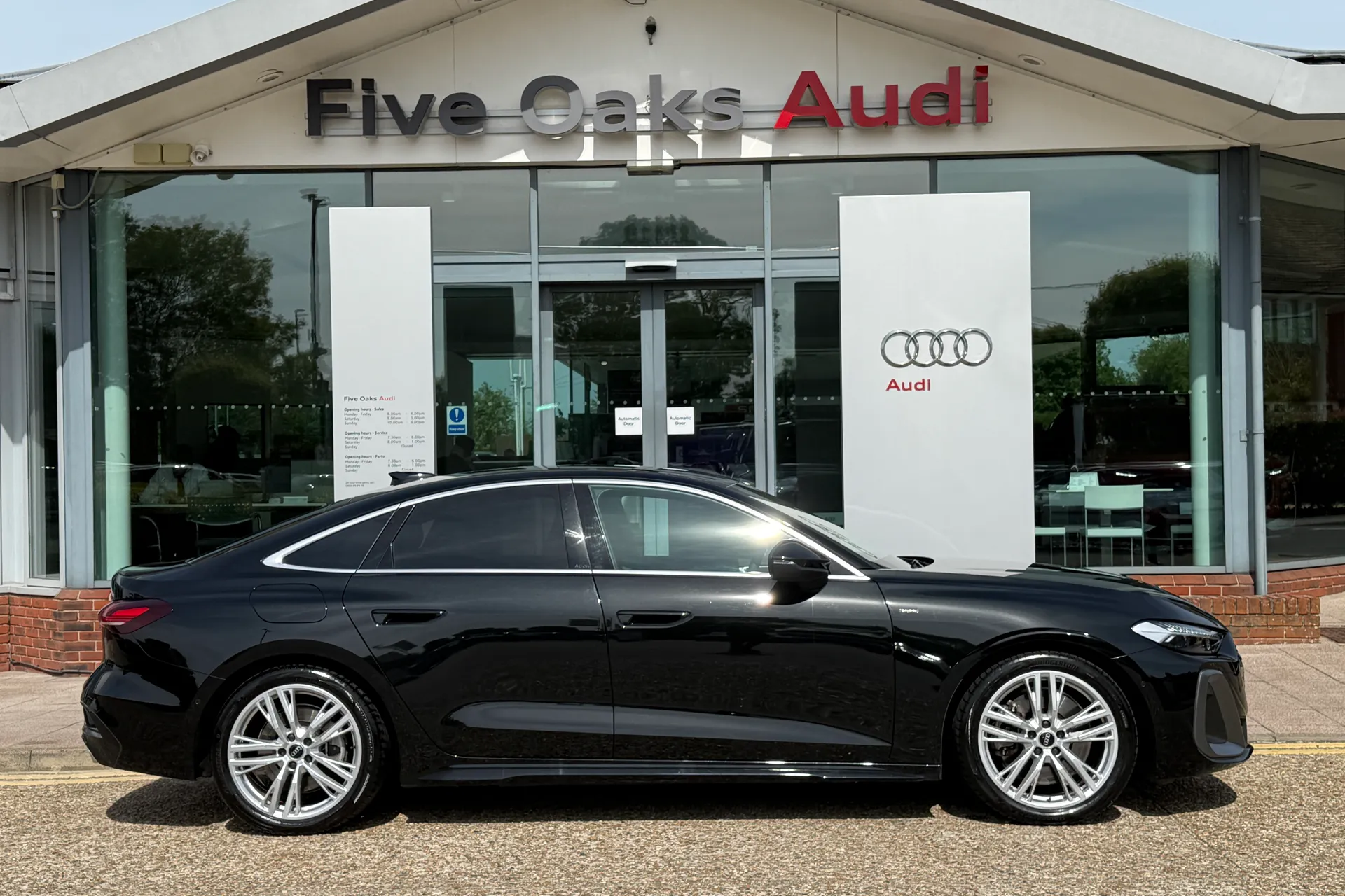 Audi A5 thumbnail image number 2