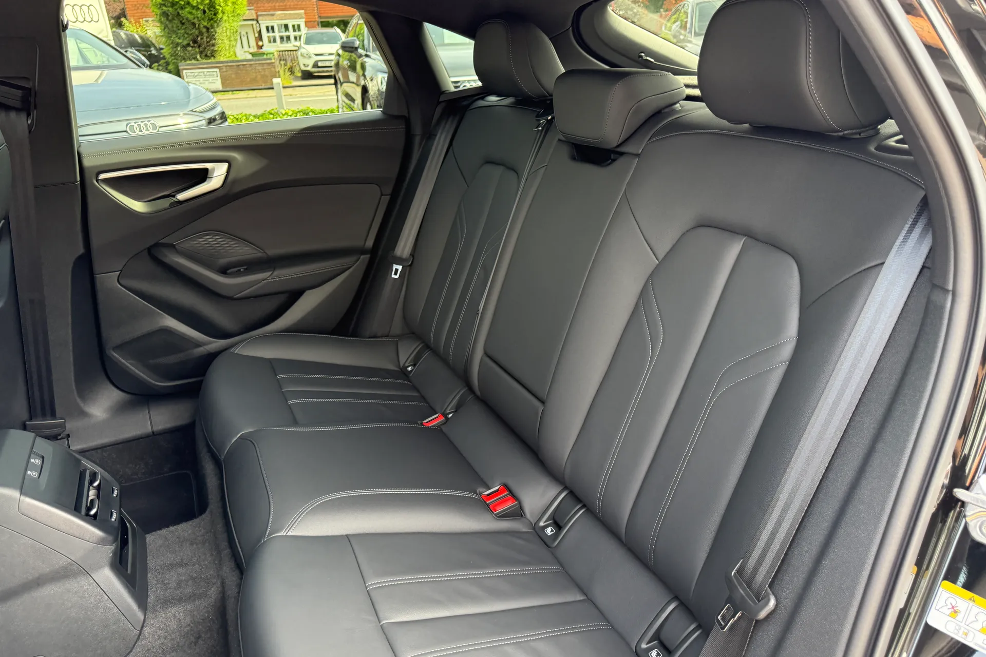 Audi A5 thumbnail image number 47
