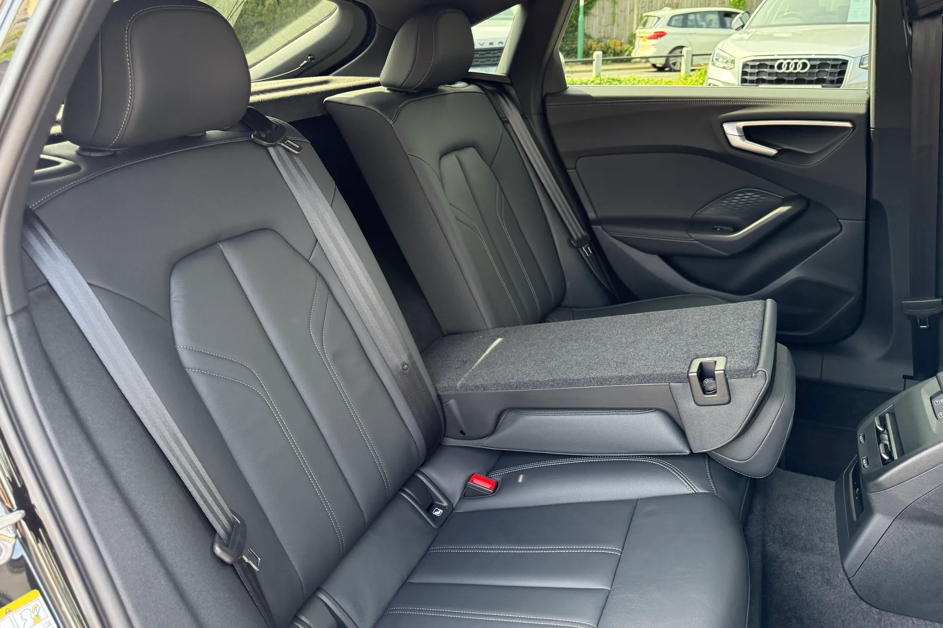 Audi A5 thumbnail image number 51