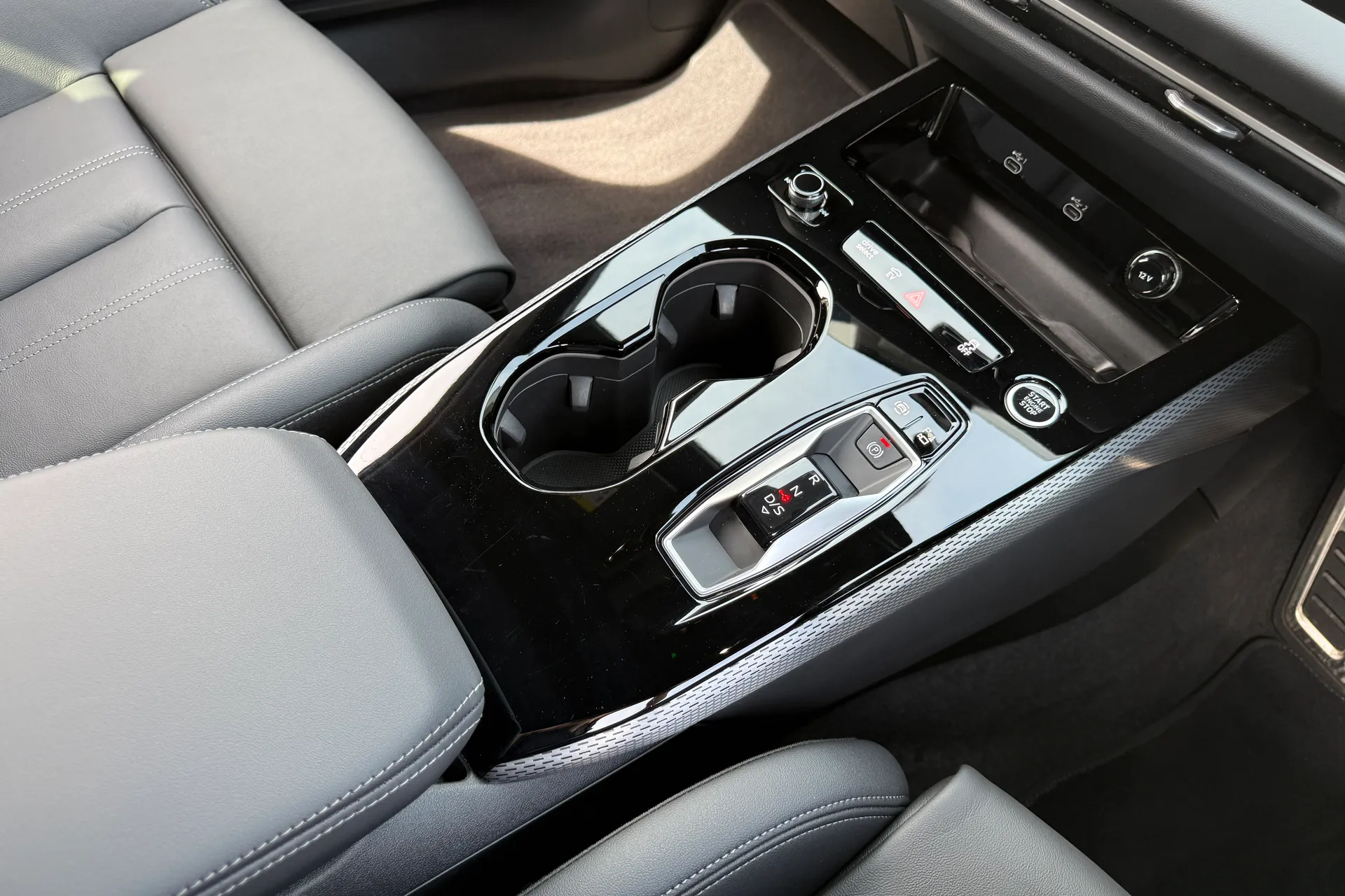 Audi A5 thumbnail image number 45