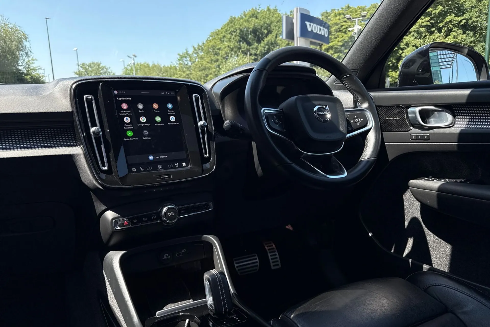 Volvo XC40 thumbnail image number 34