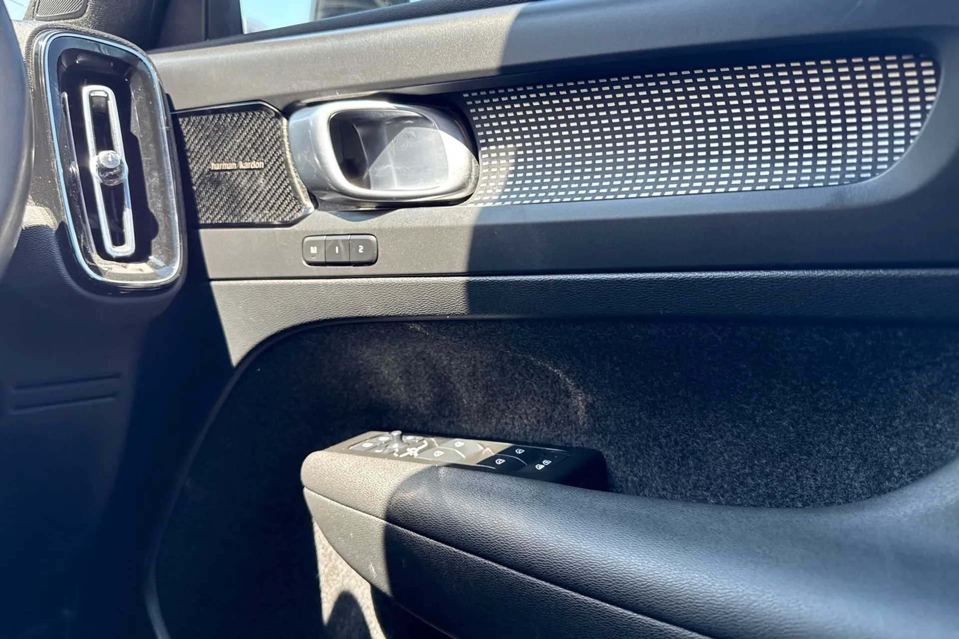 Volvo XC40 thumbnail image number 40