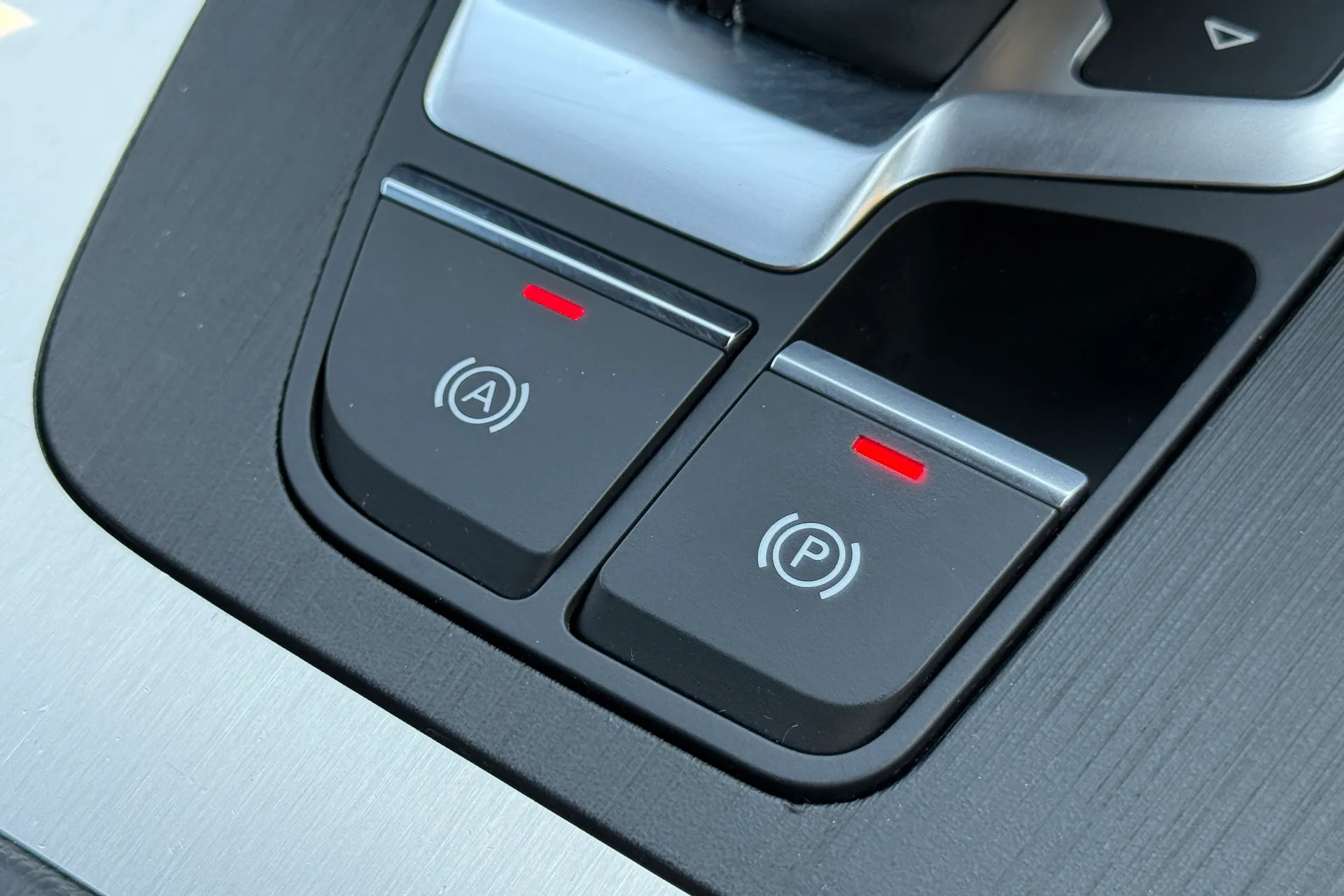 Audi Q5 thumbnail image number 40